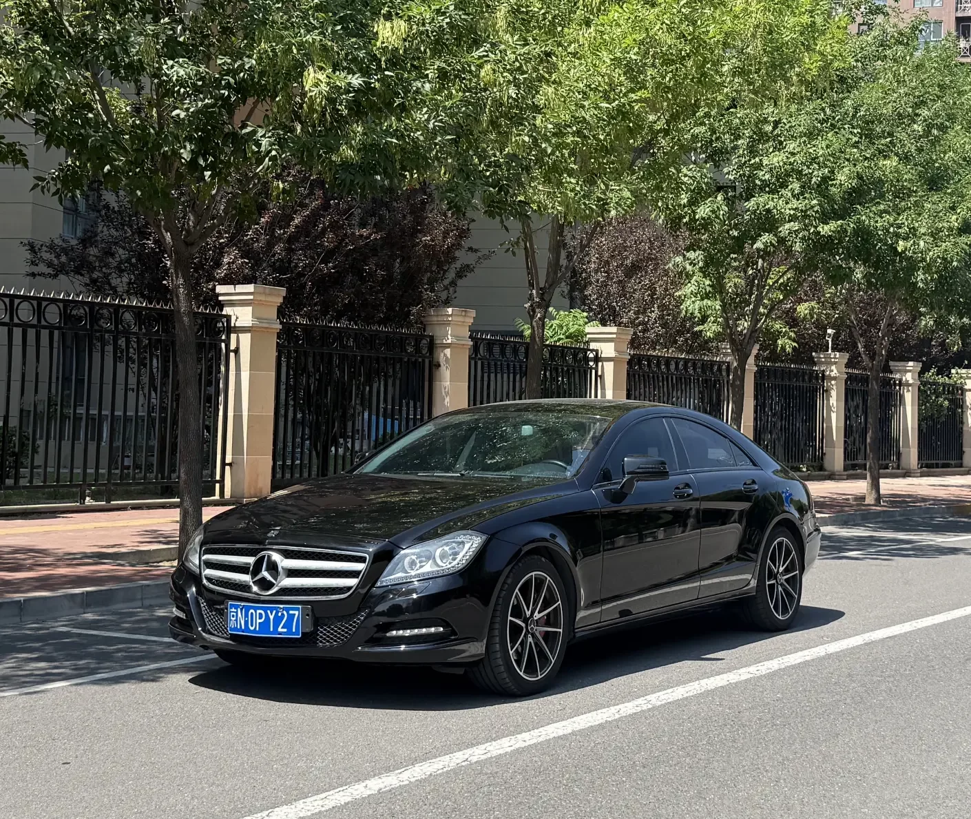 Mercedes-Benz CLS