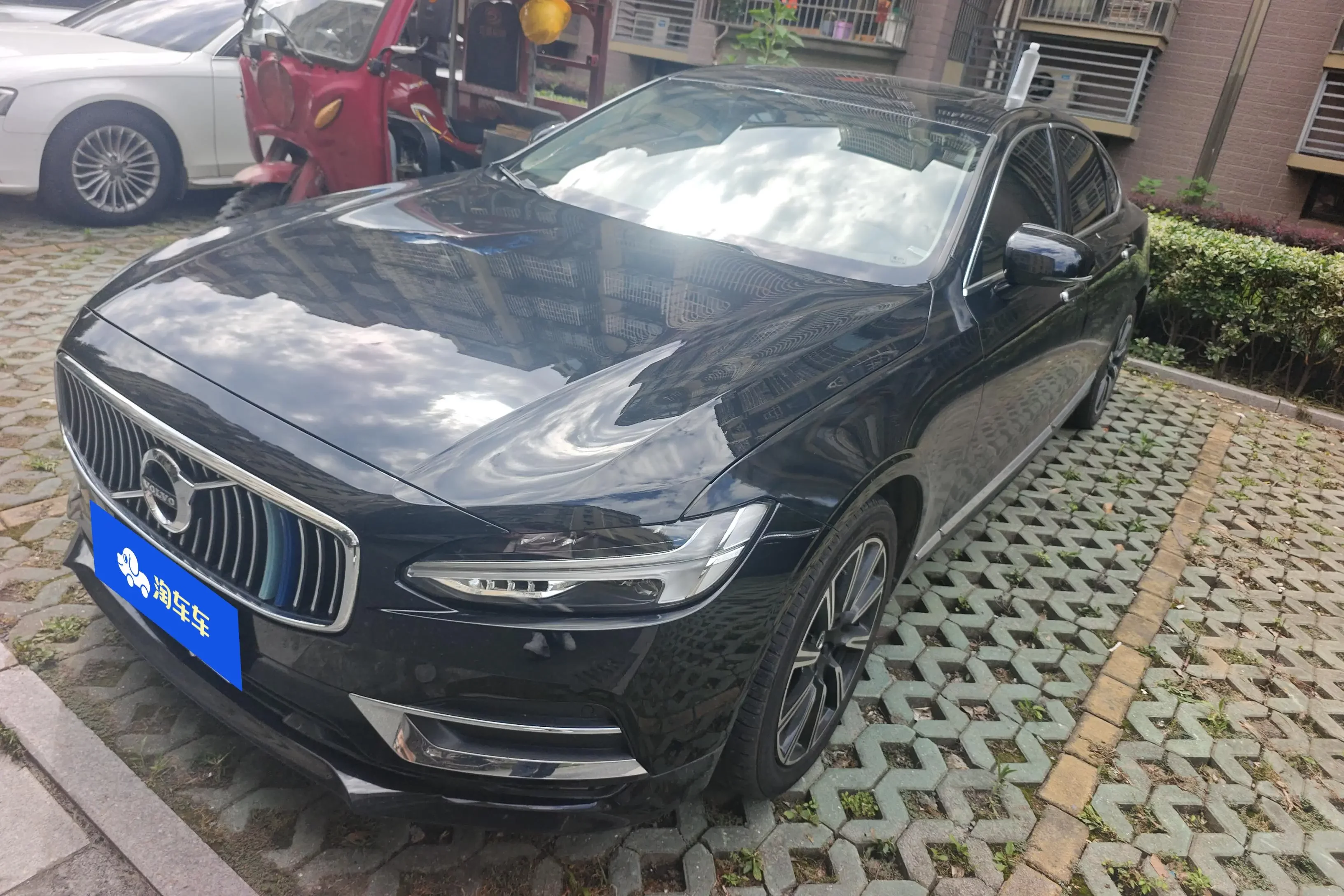 Volvo S90