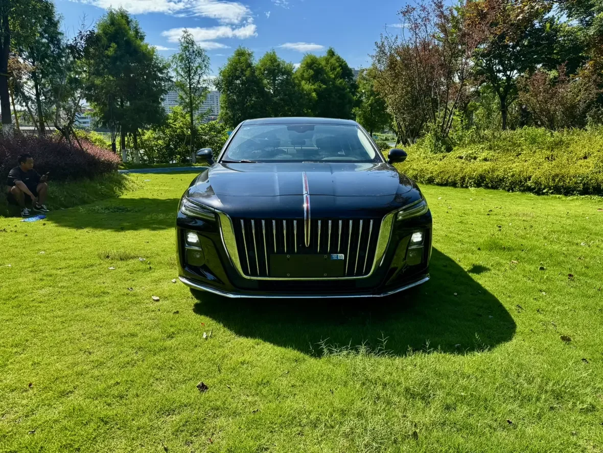 Hongqi H5