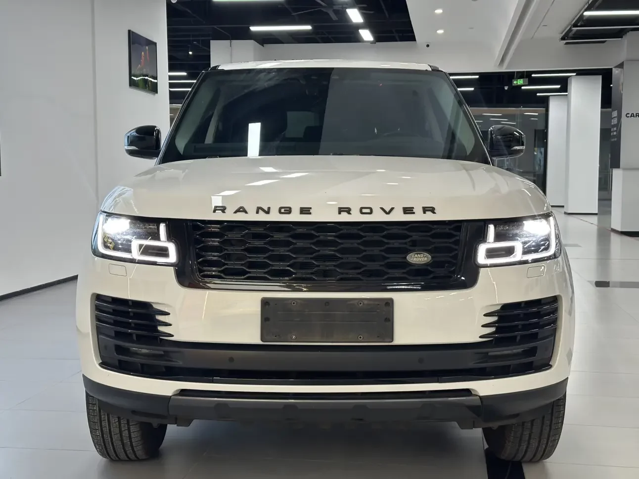 Land Rover range rover