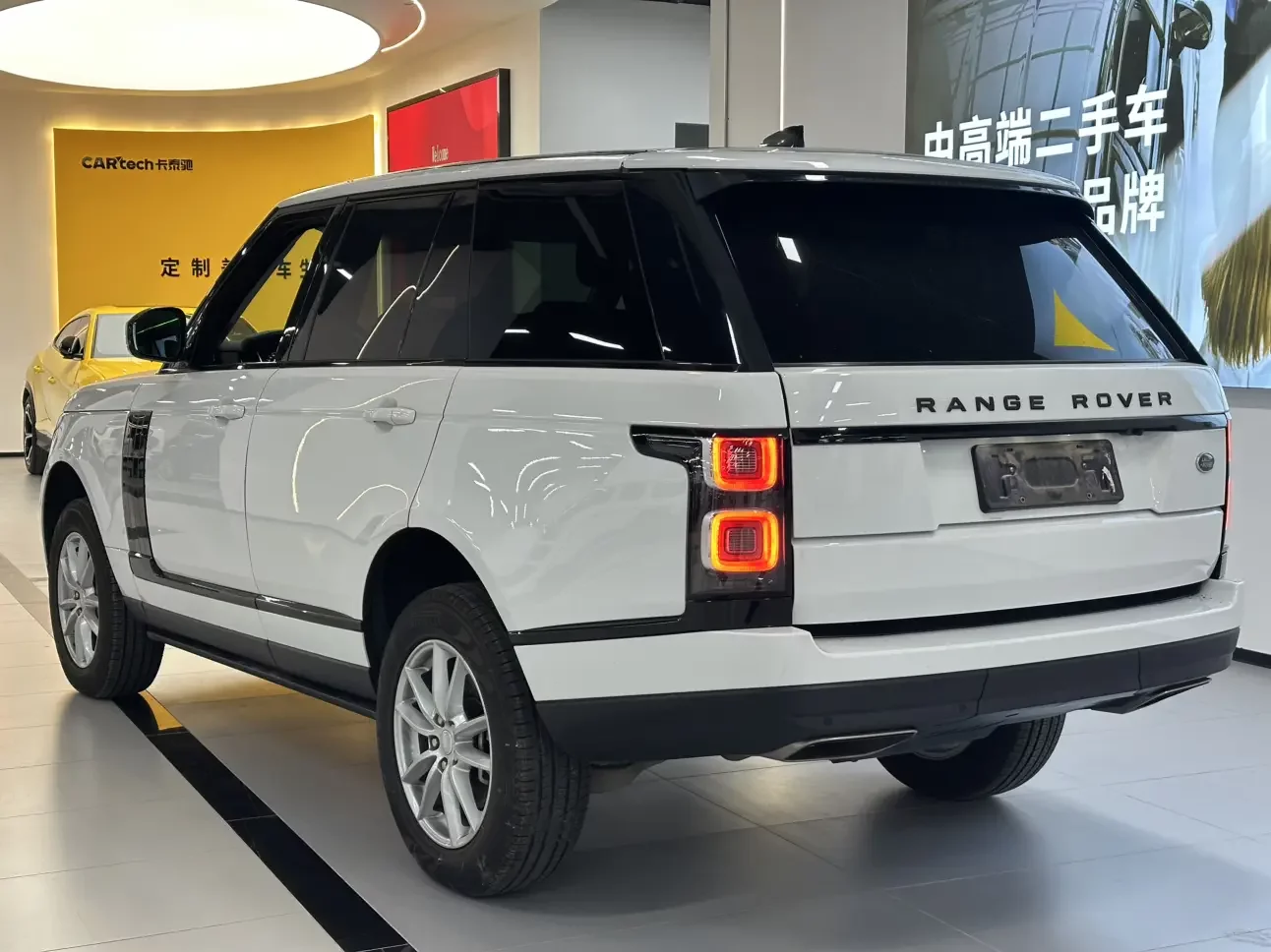 Land Rover range rover