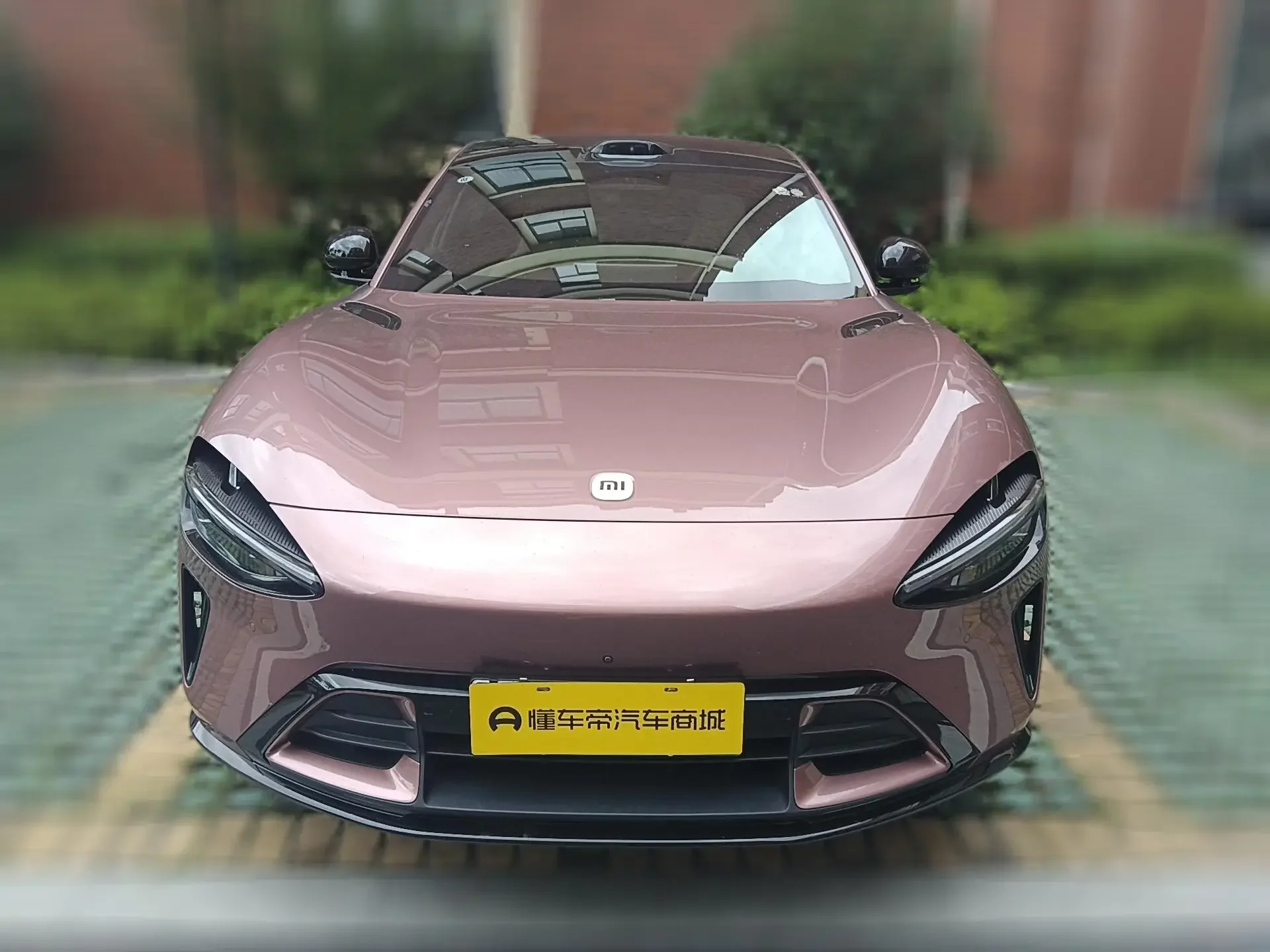 Xiaomi car Xiaomi YU7  из Китая