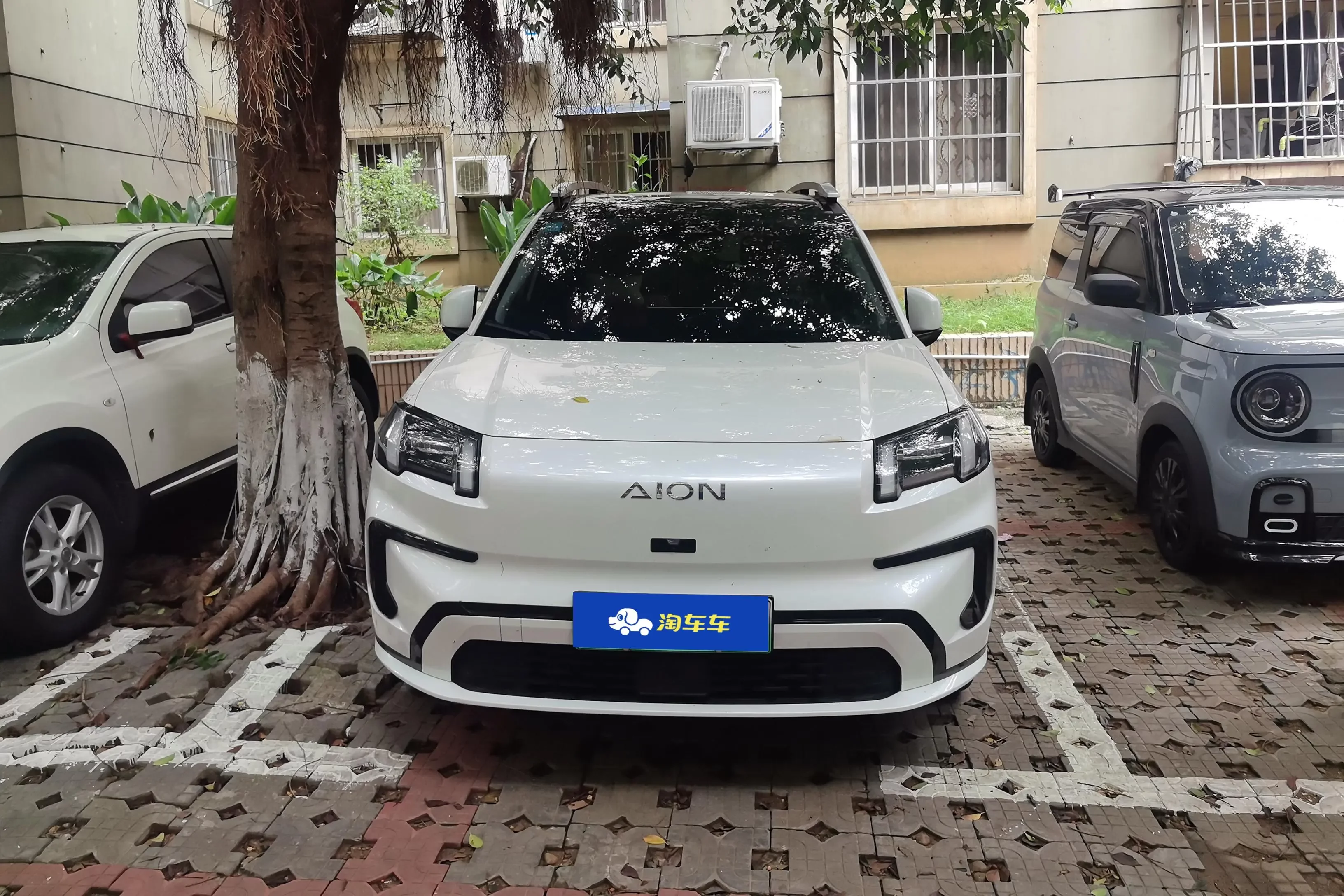 GAC AION V