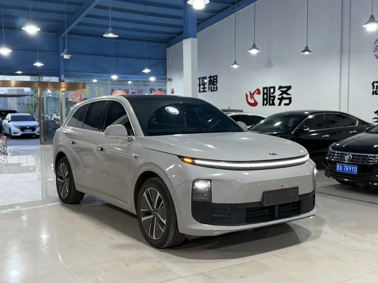 Lixiang L6