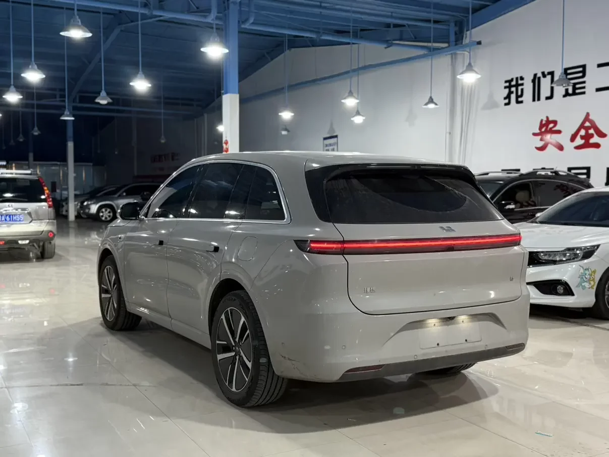 Lixiang L6