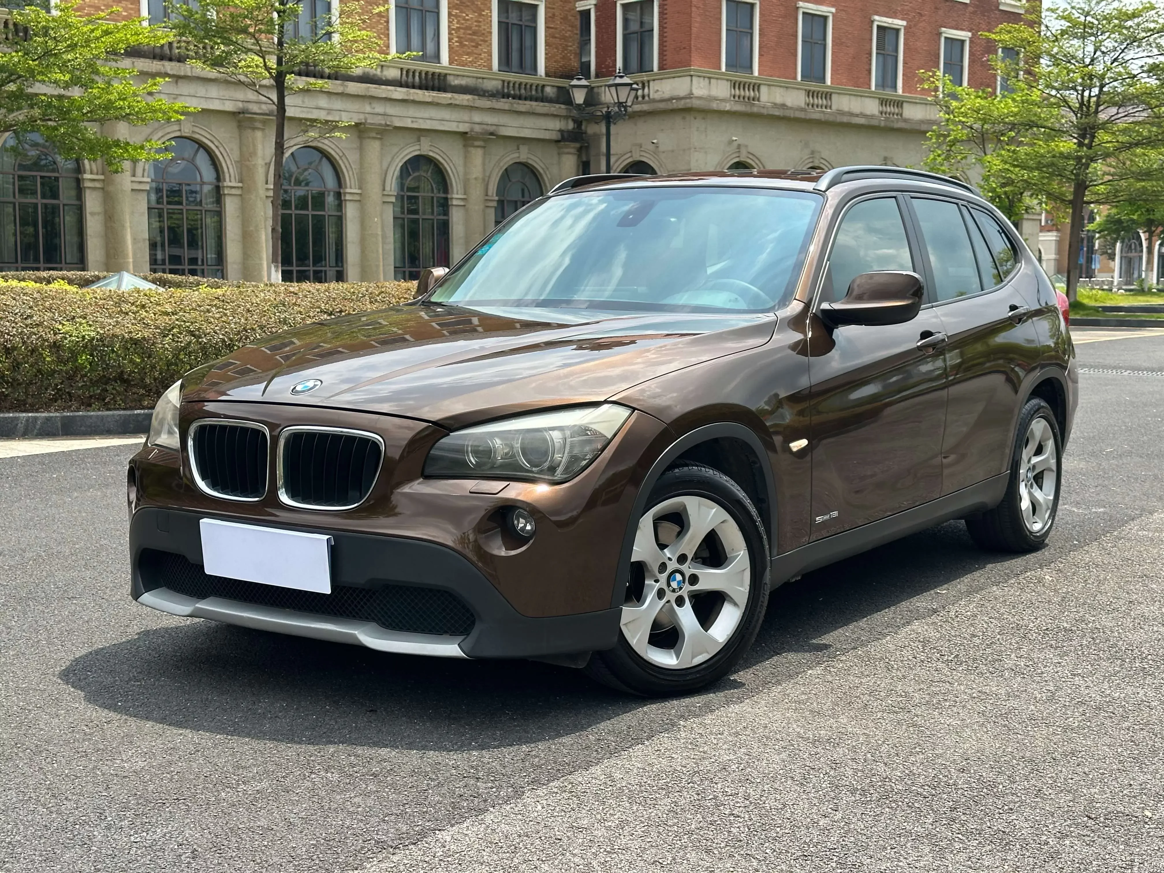 BMW X1  из Китая