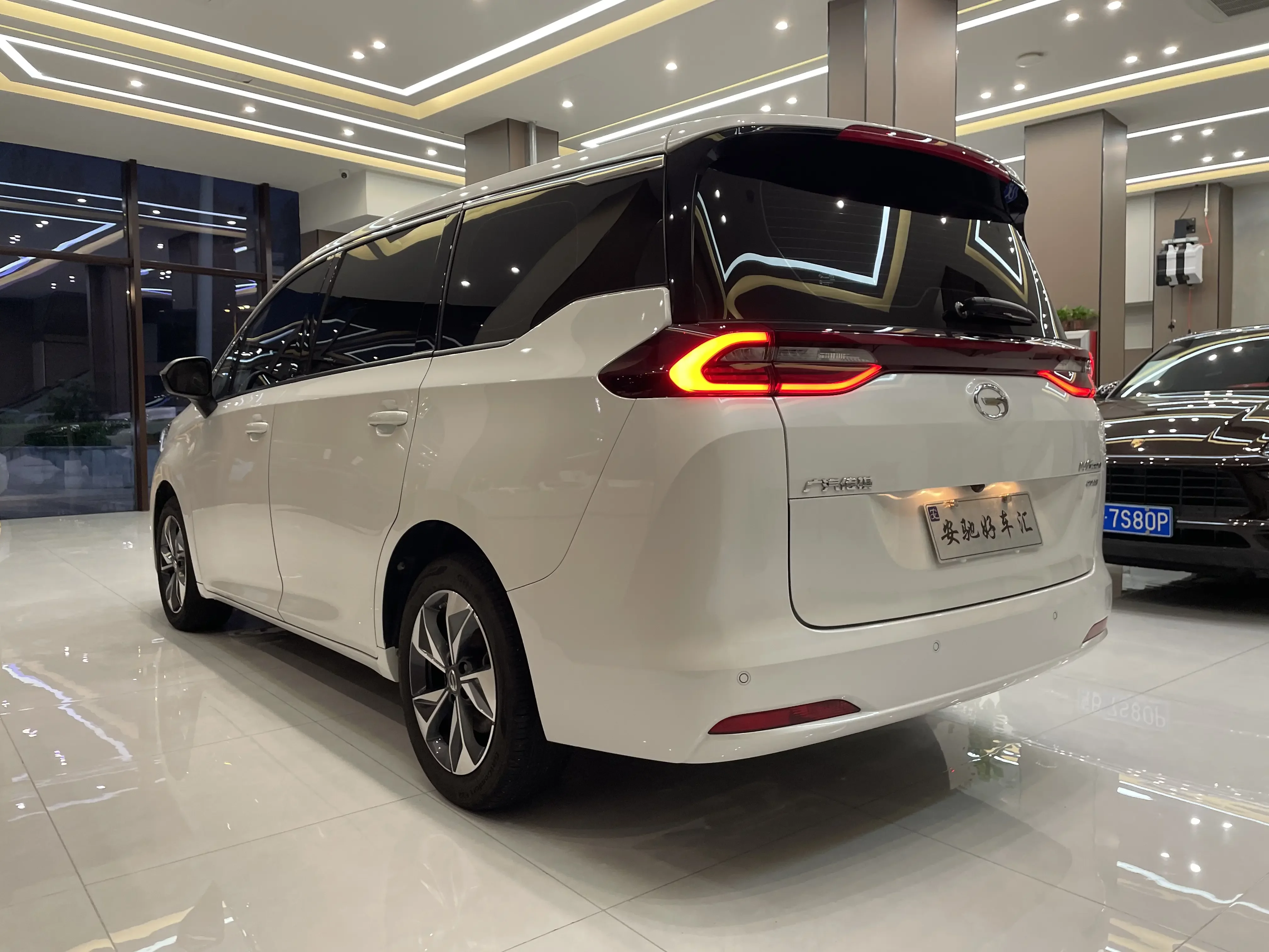GAC Trumpchi M6