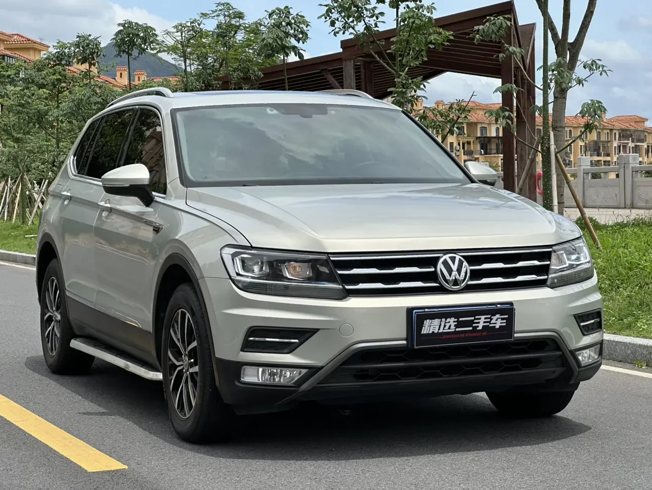 Volkswagen Tiguan L