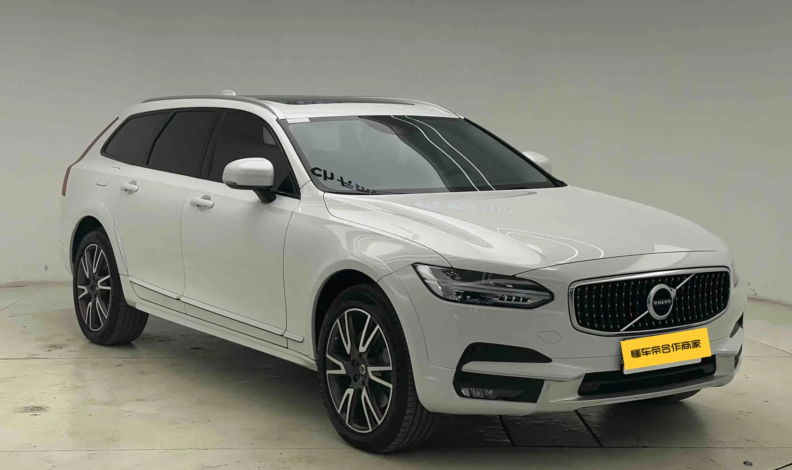 Volvo V90