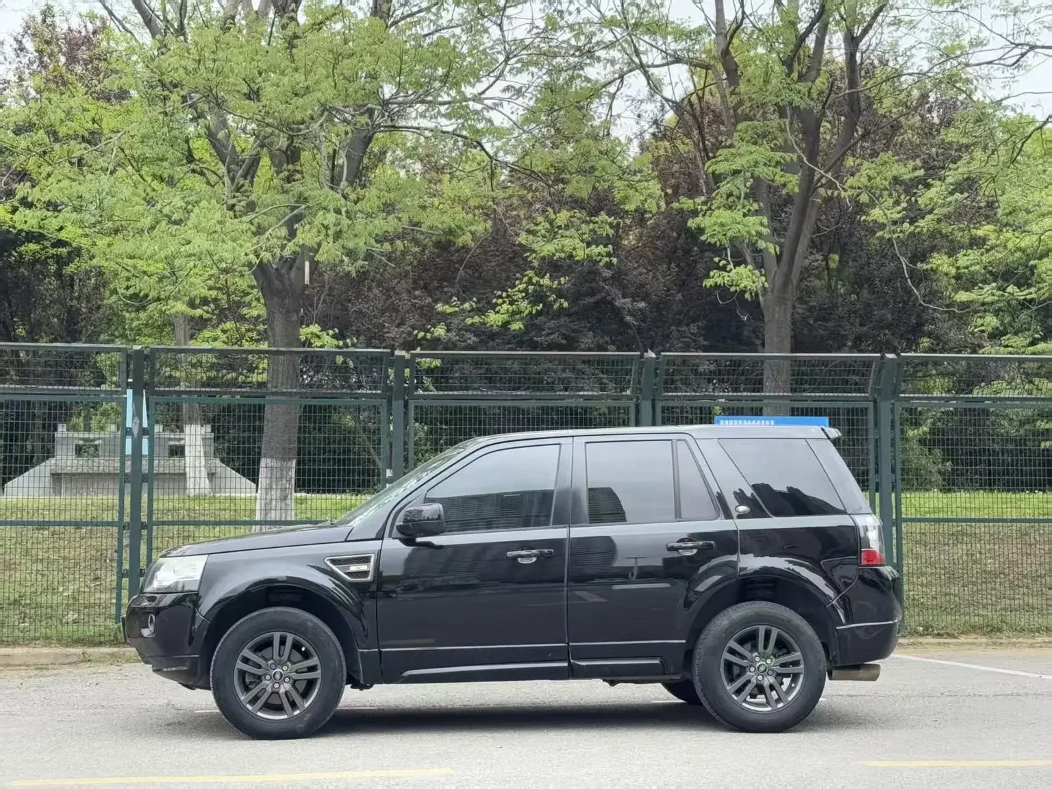 Land Rover Freelander 2