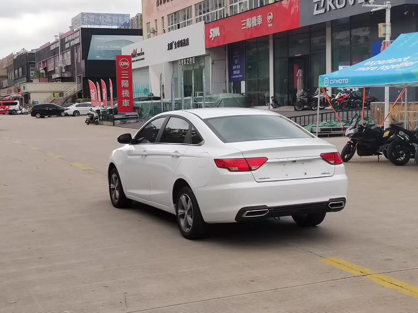 Geely Emgrand GL