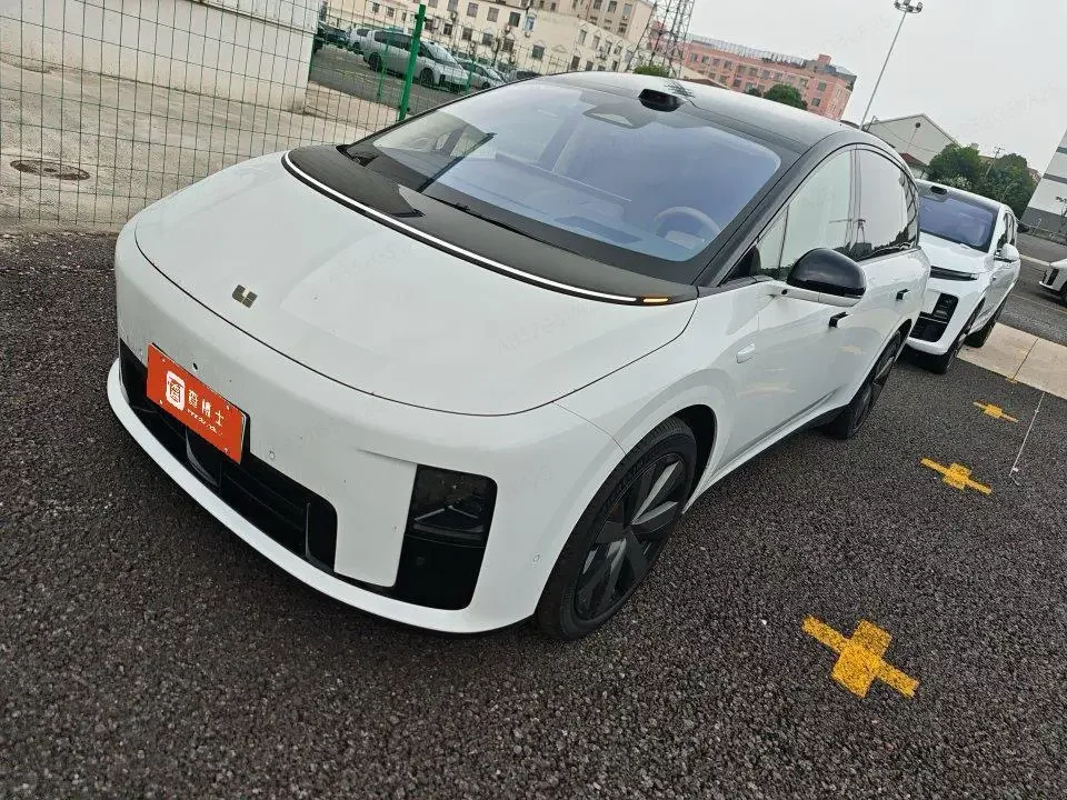 Li Ideal i8