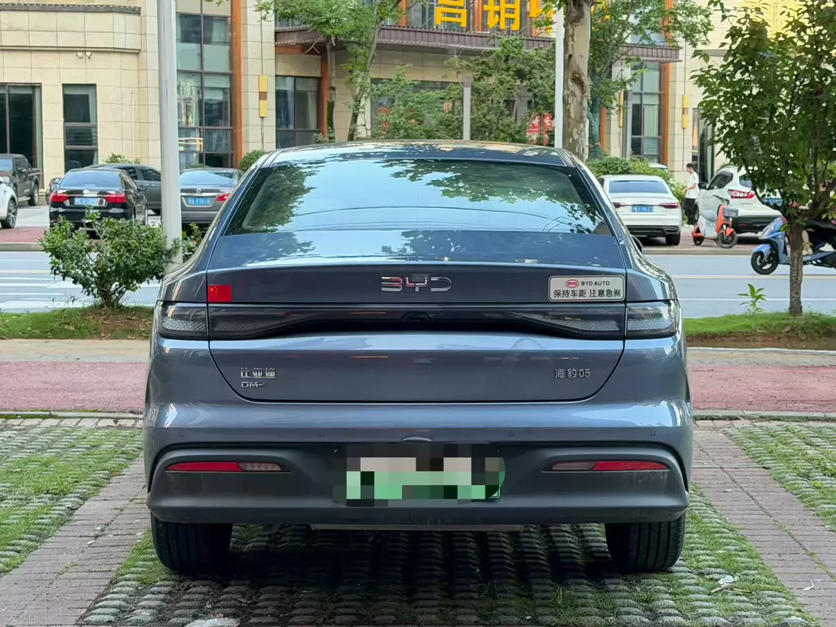 BYD Seal 05DM