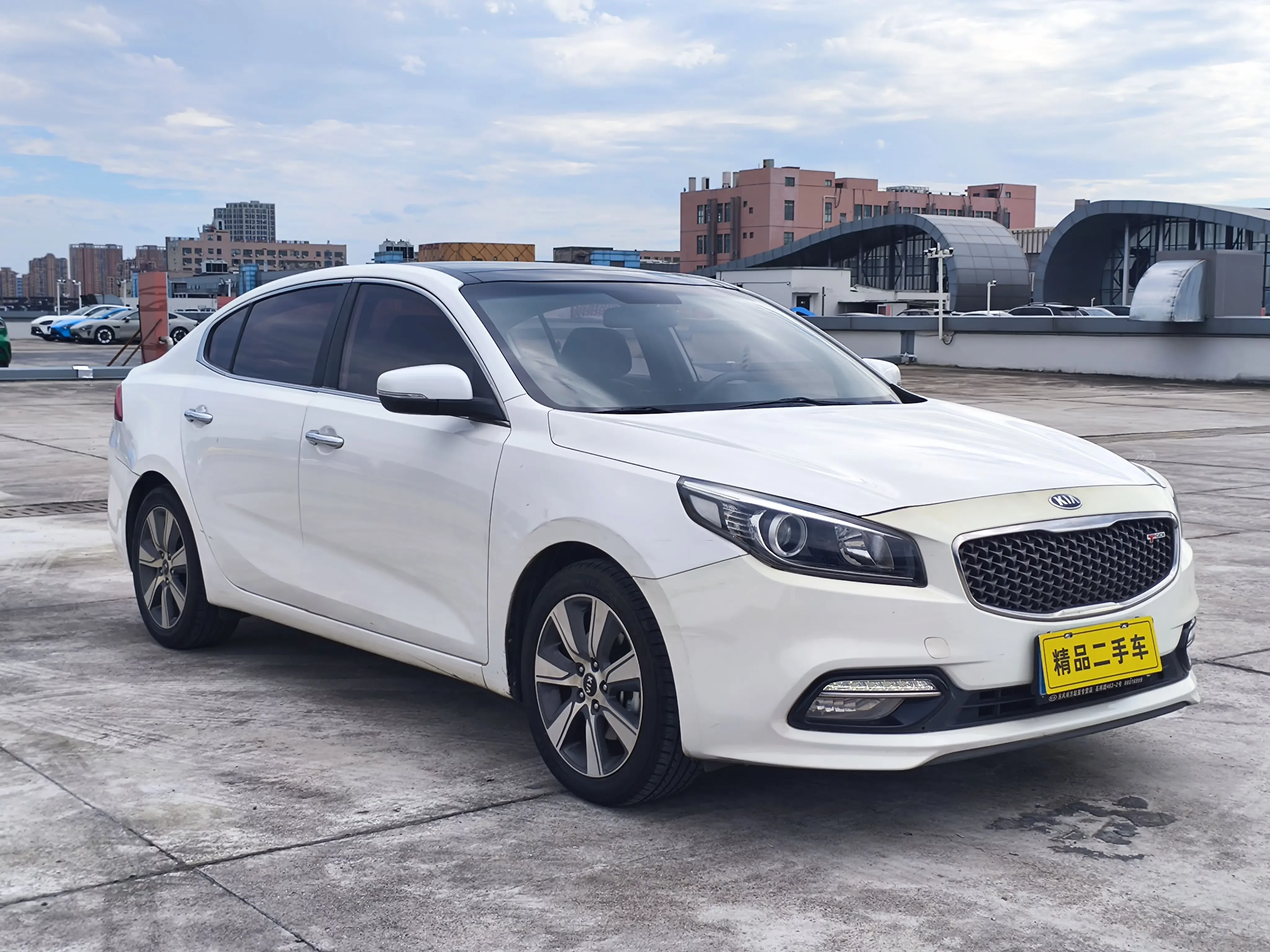 Kia K4
