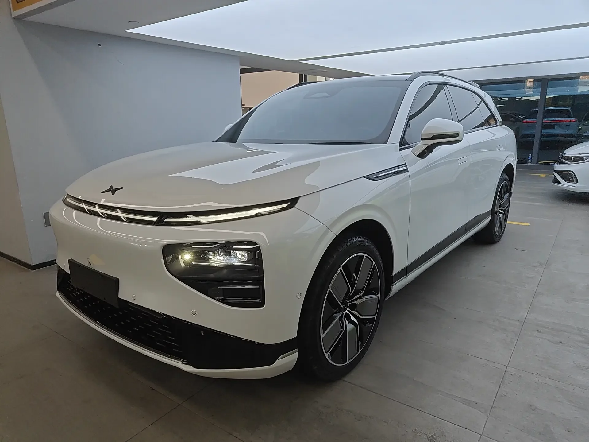 Xpeng G9