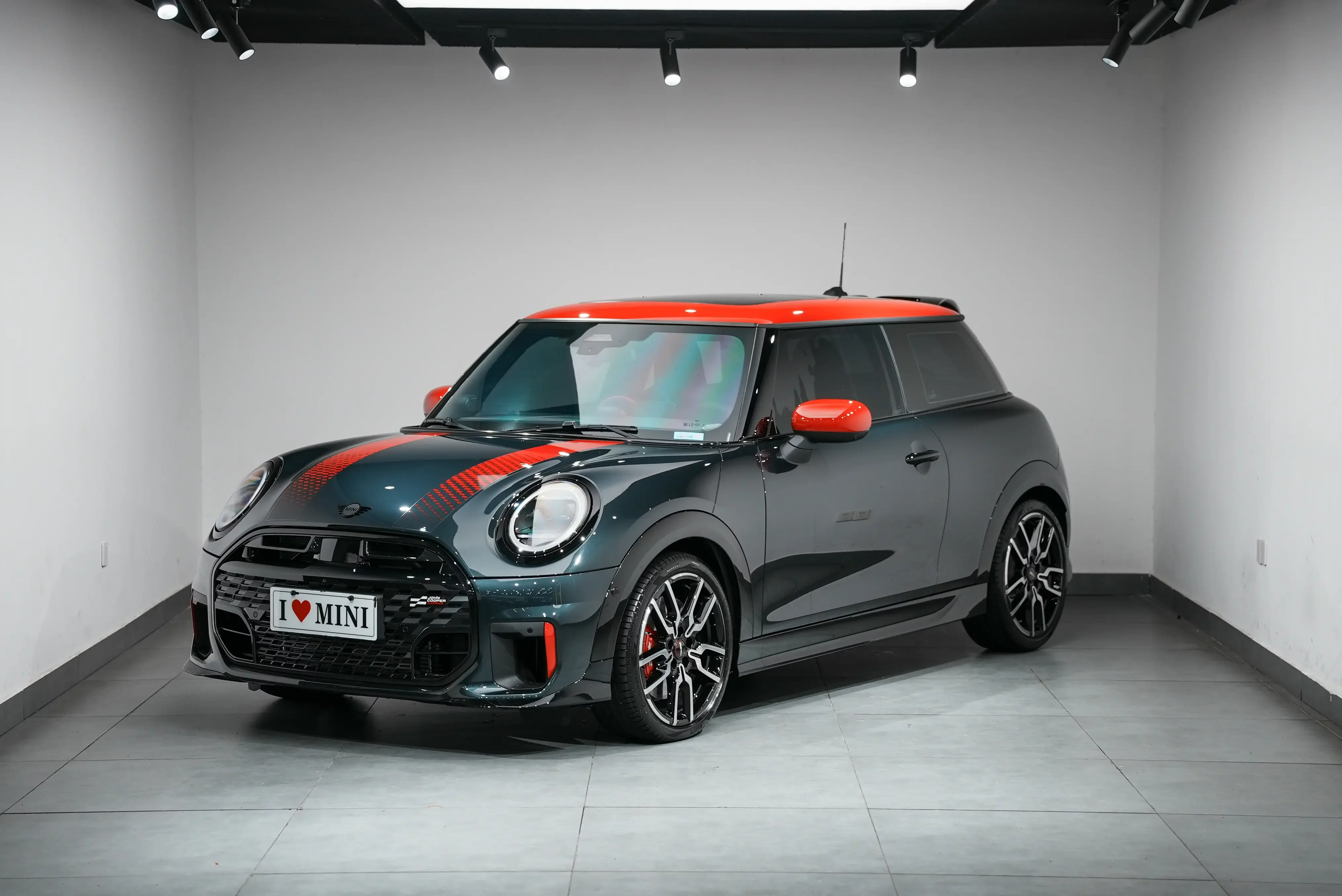MINI JCW