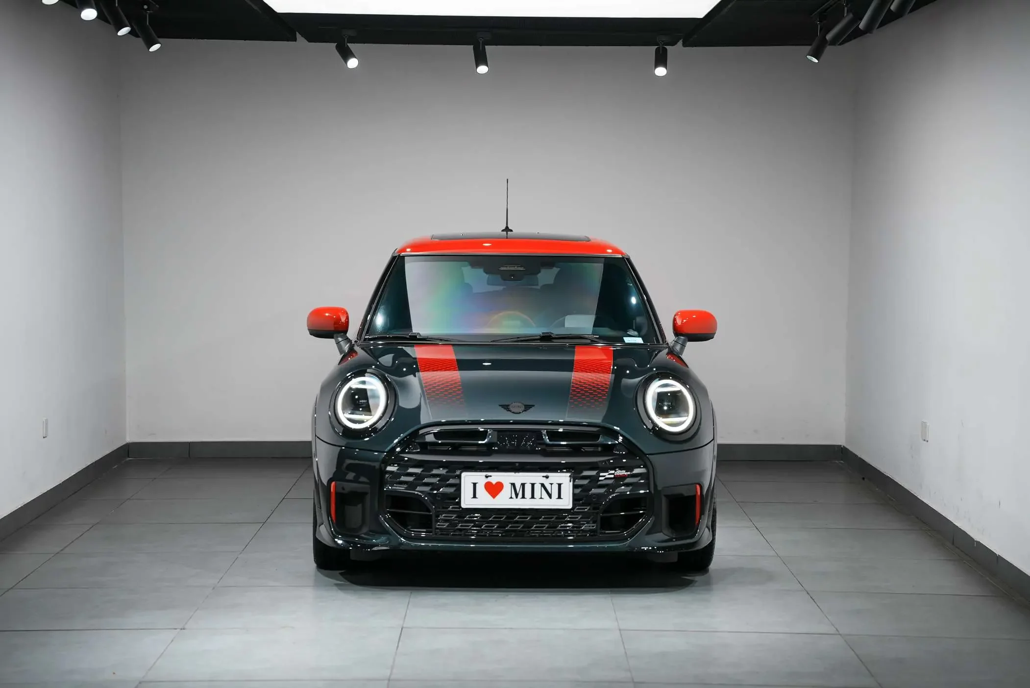 MINI JCW
