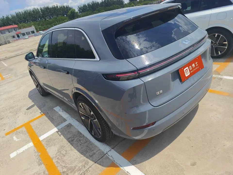 Lixiang L7