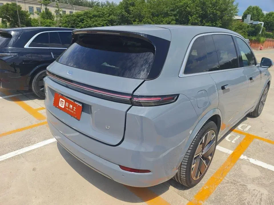Lixiang L7
