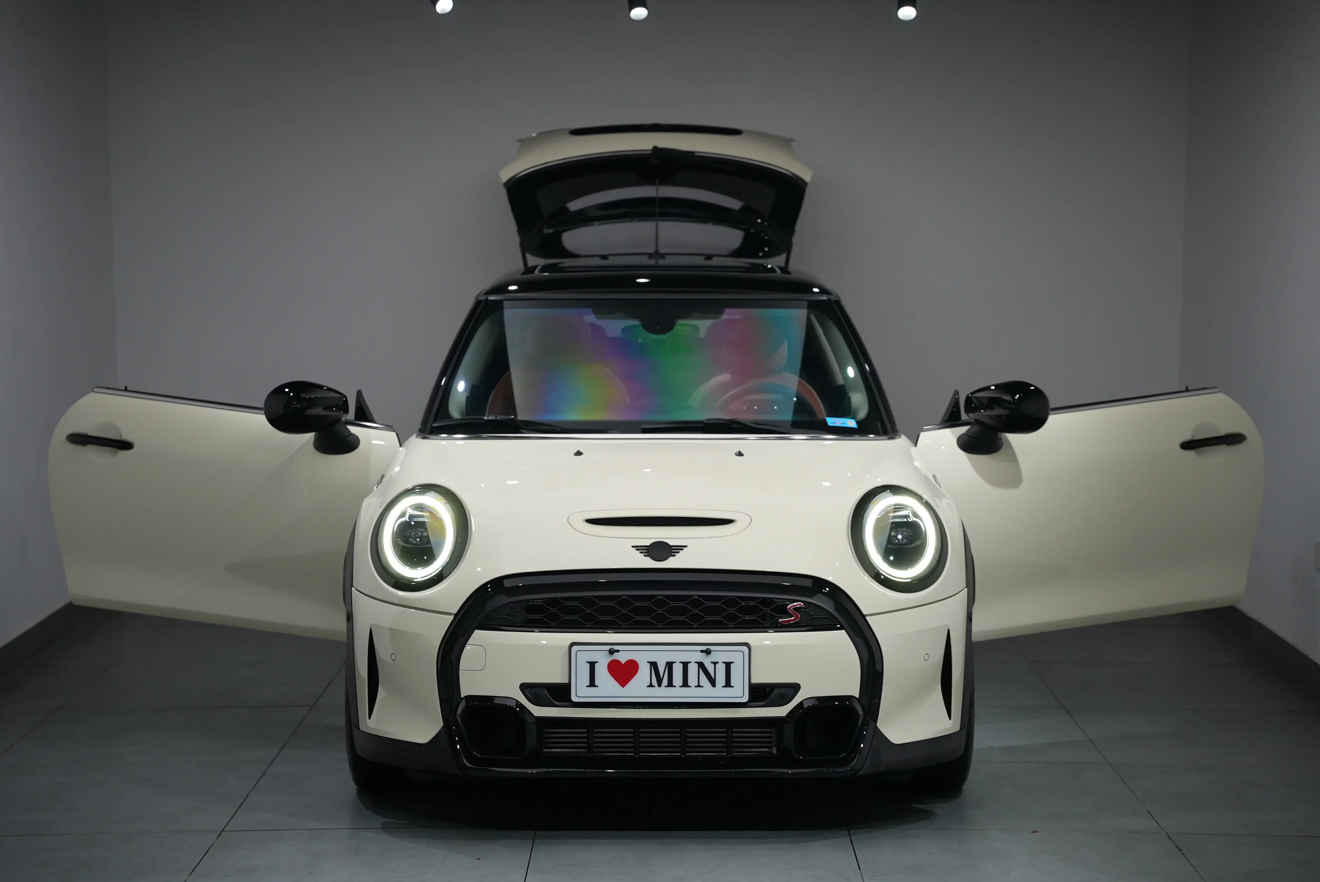 MINI 
