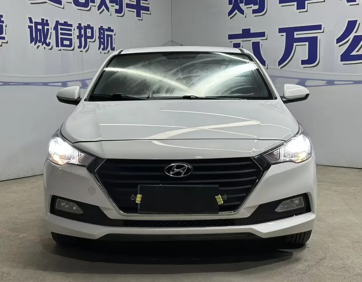 Hyundai Accept