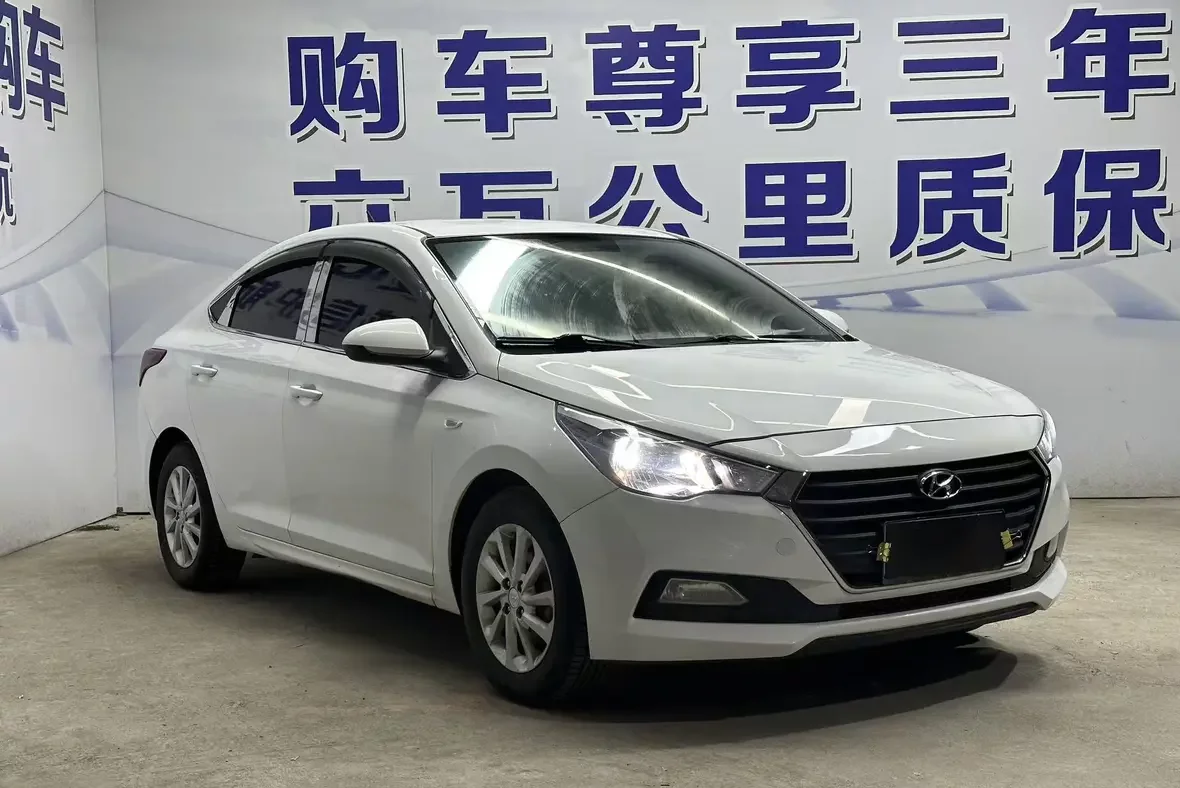 Hyundai Accept