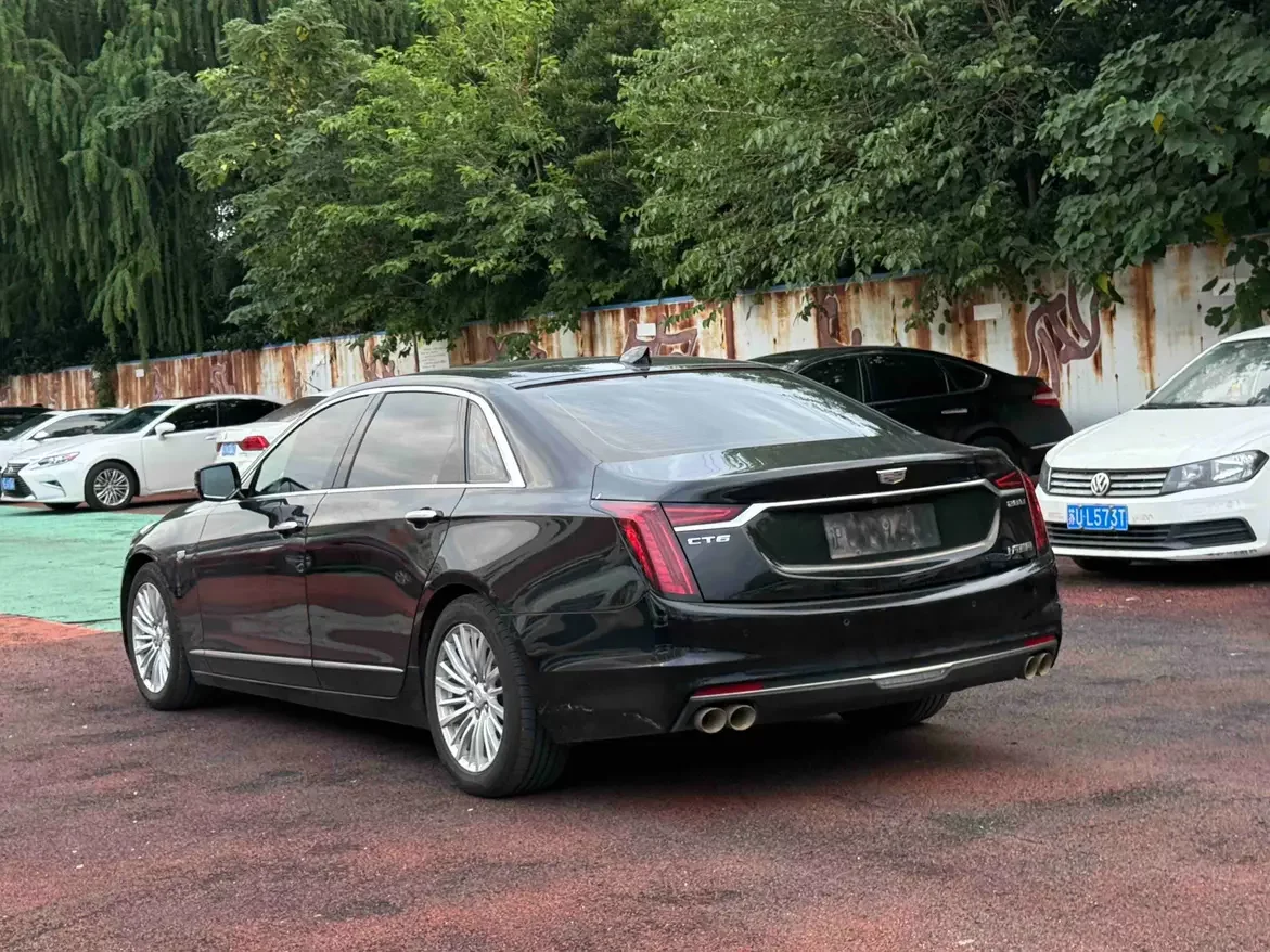 Cadillac CT6