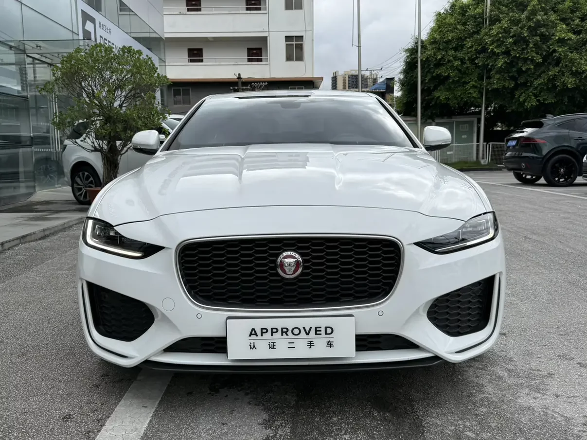 Jaguar XEL