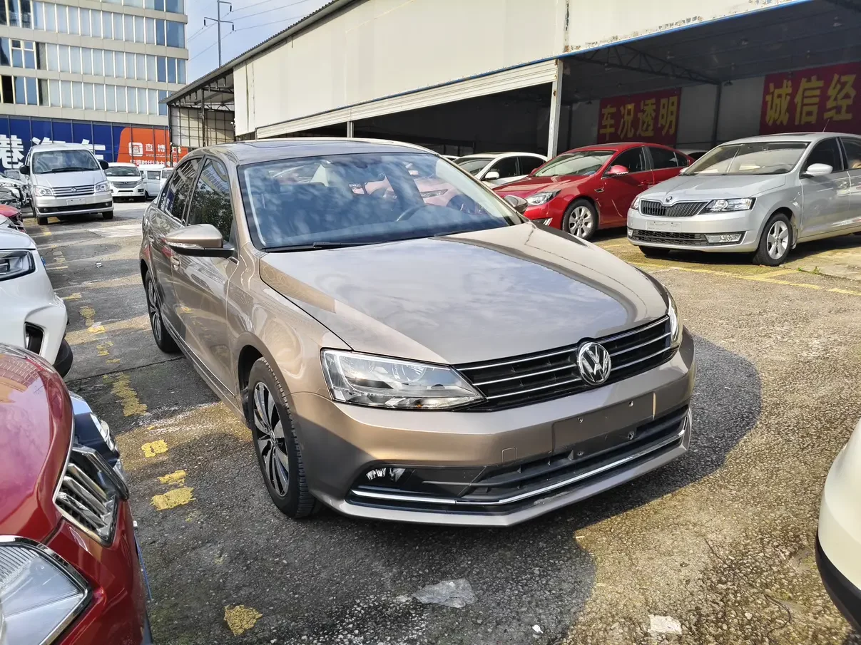 Volkswagen Sagitar