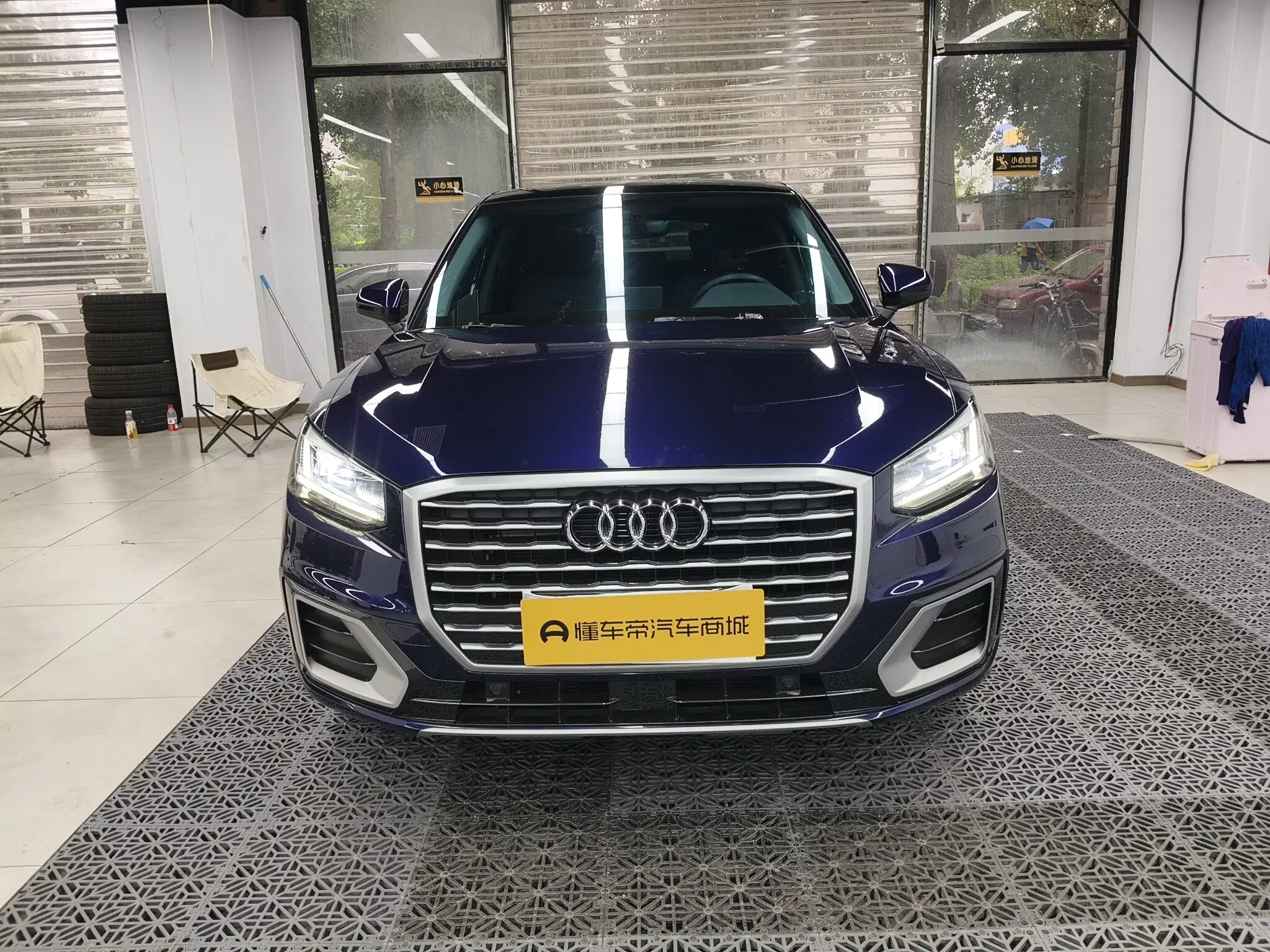Audi Q2L
