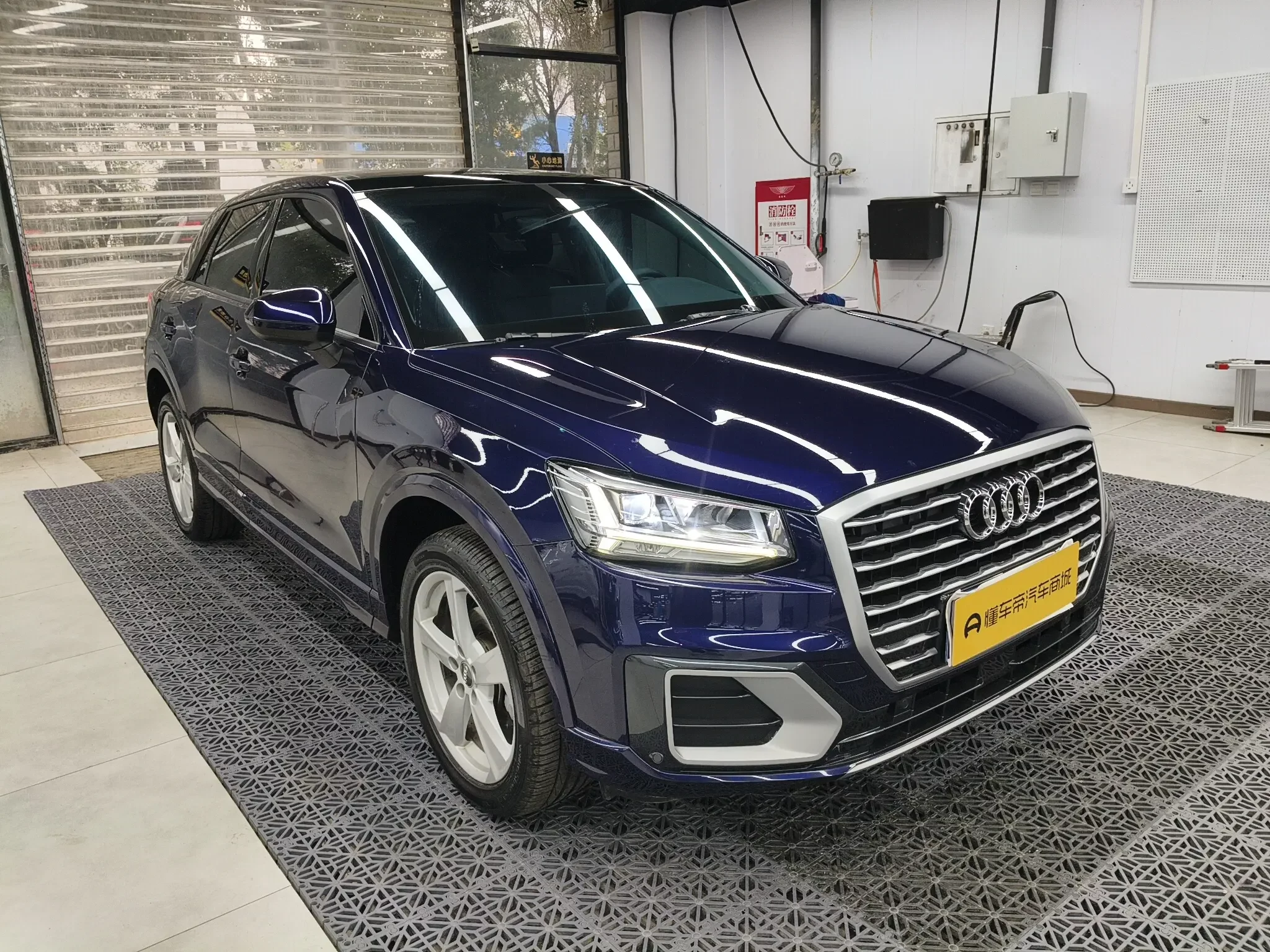 Audi Q2L