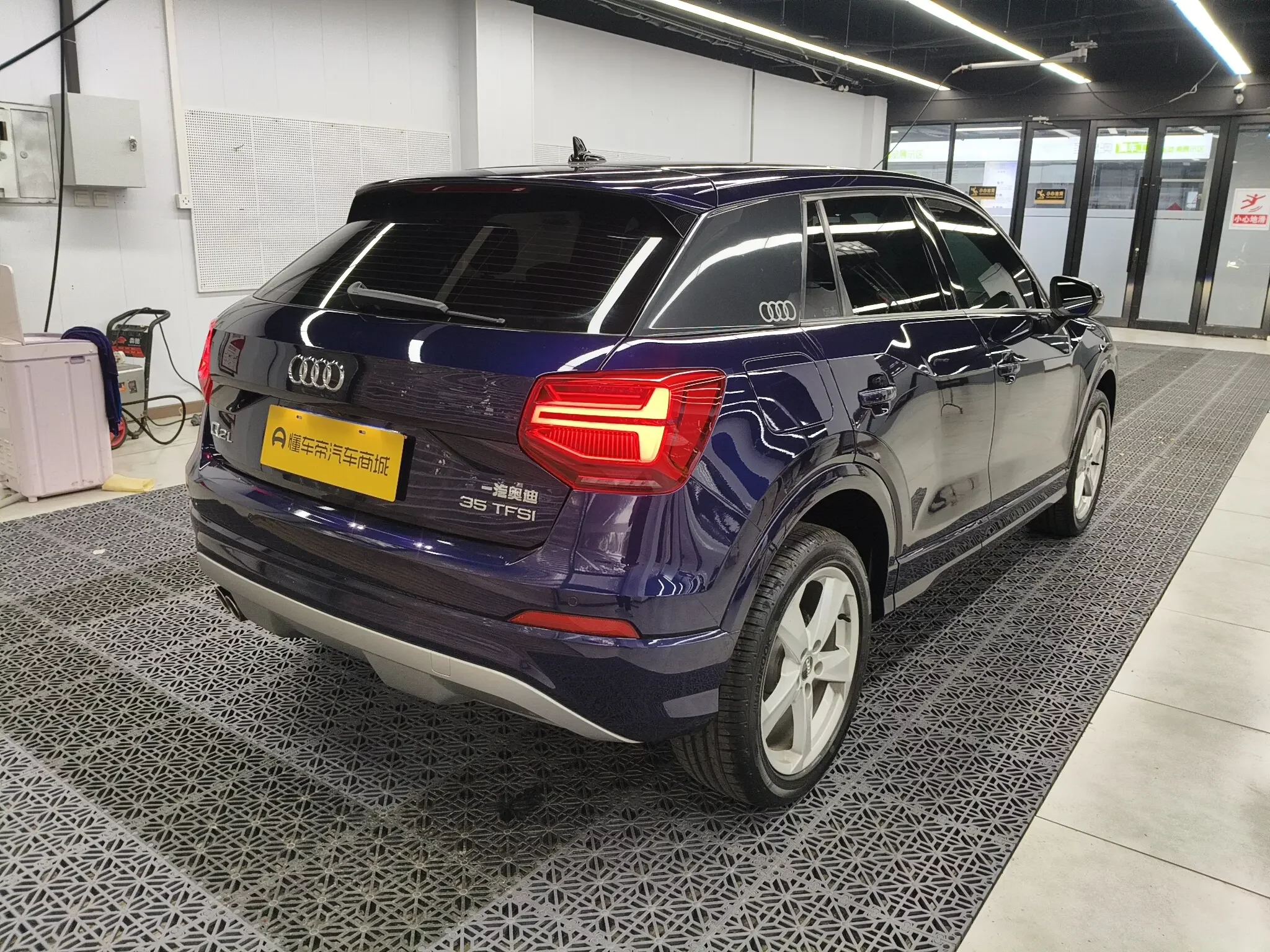 Audi Q2L