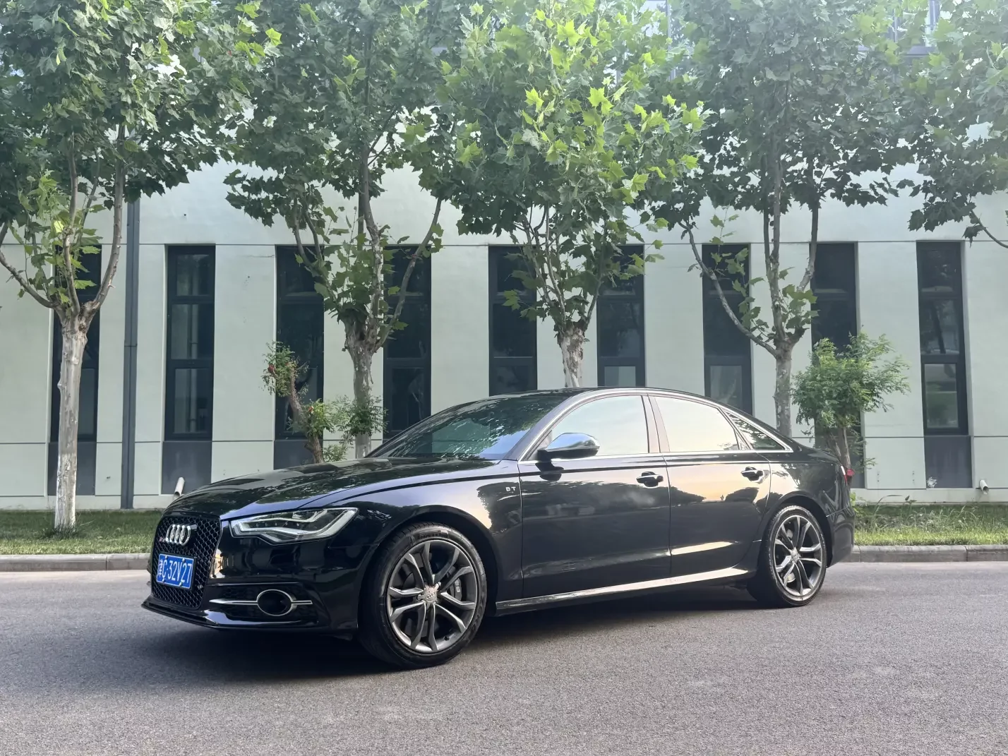 Audi S6