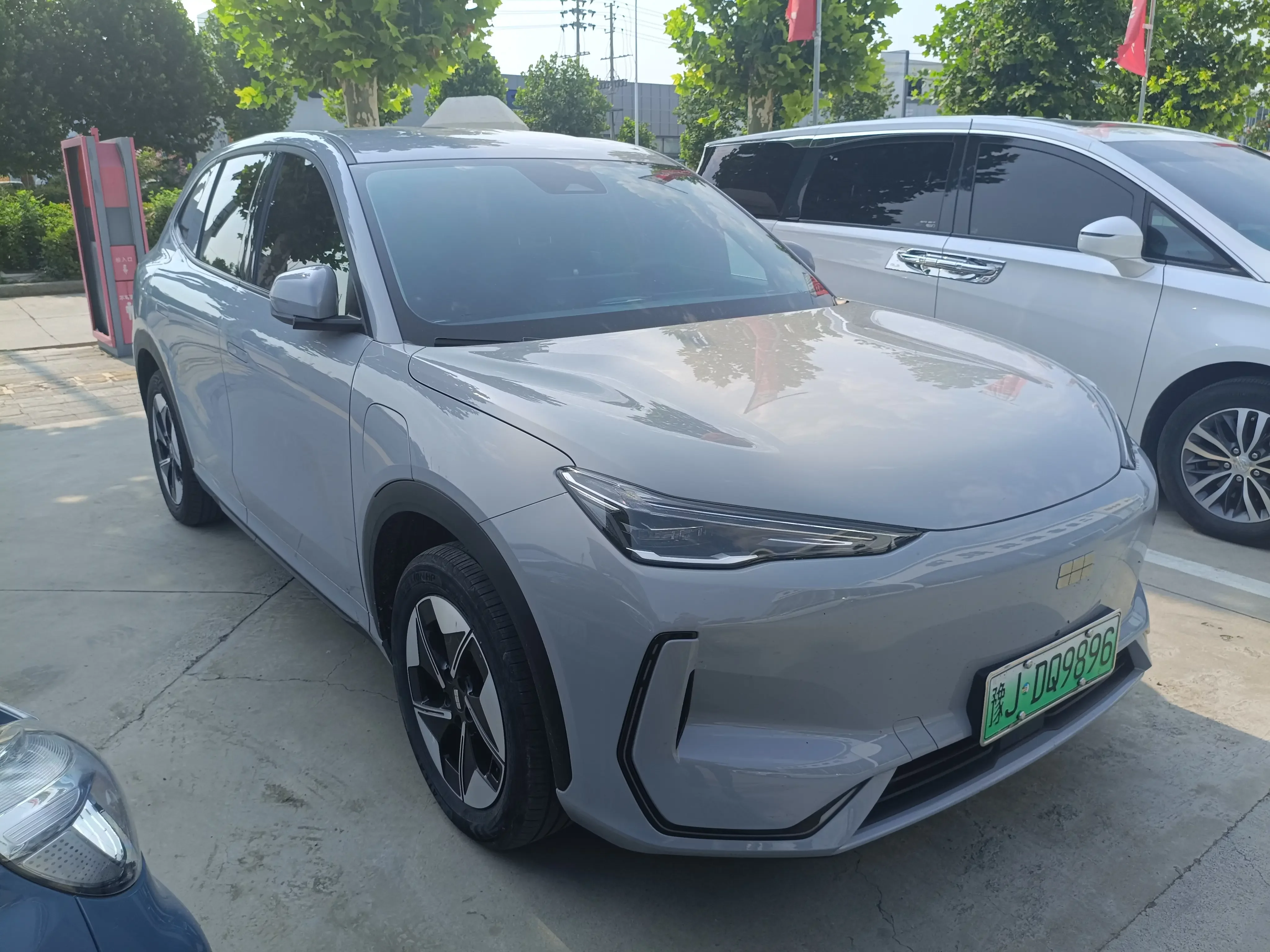 Geely Galaxy E5