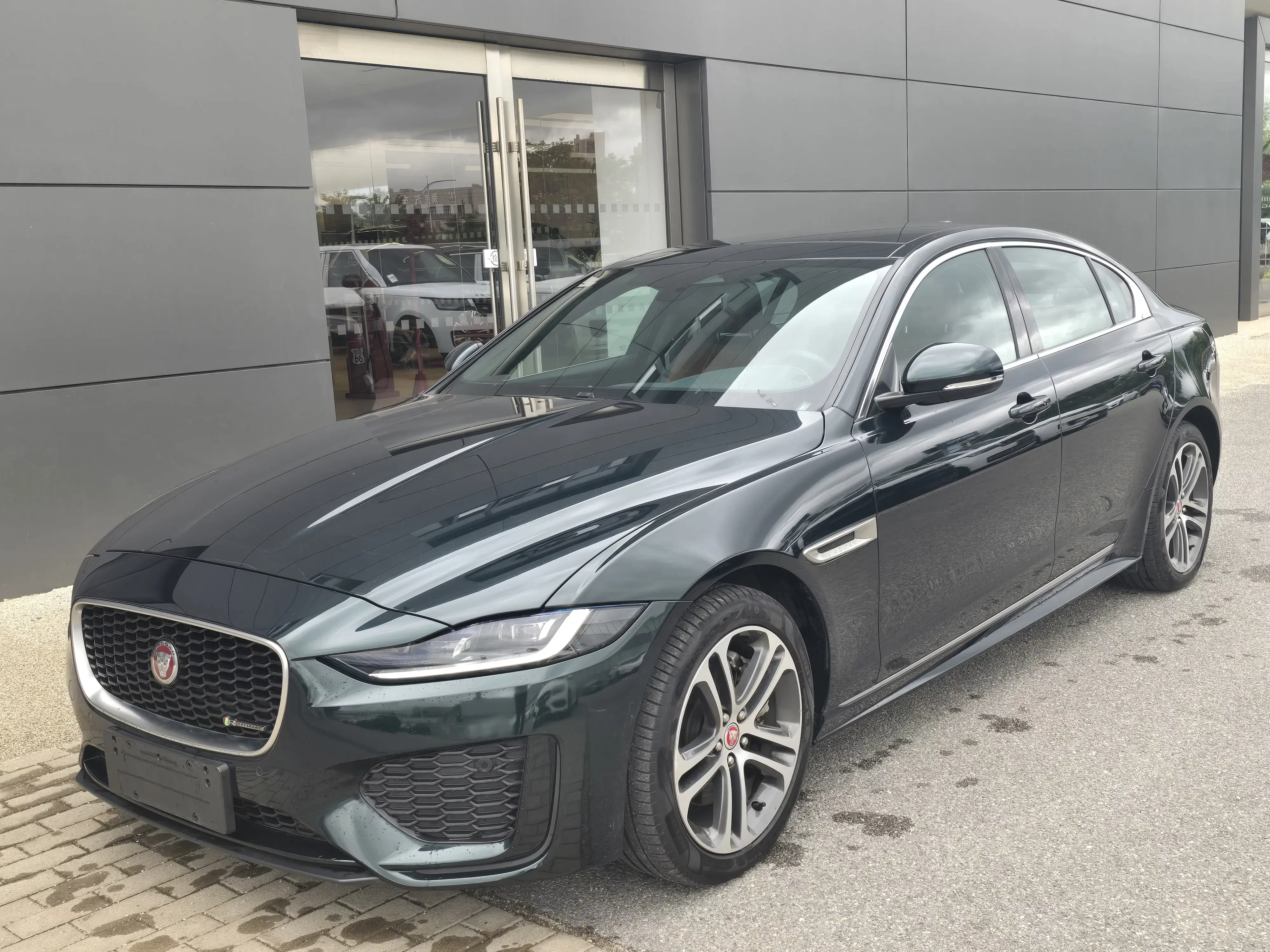 Jaguar XEL