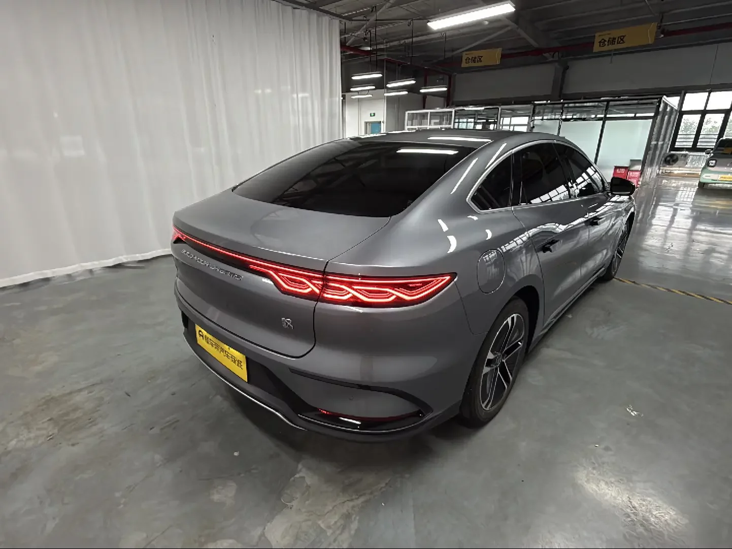 BYD Han EV