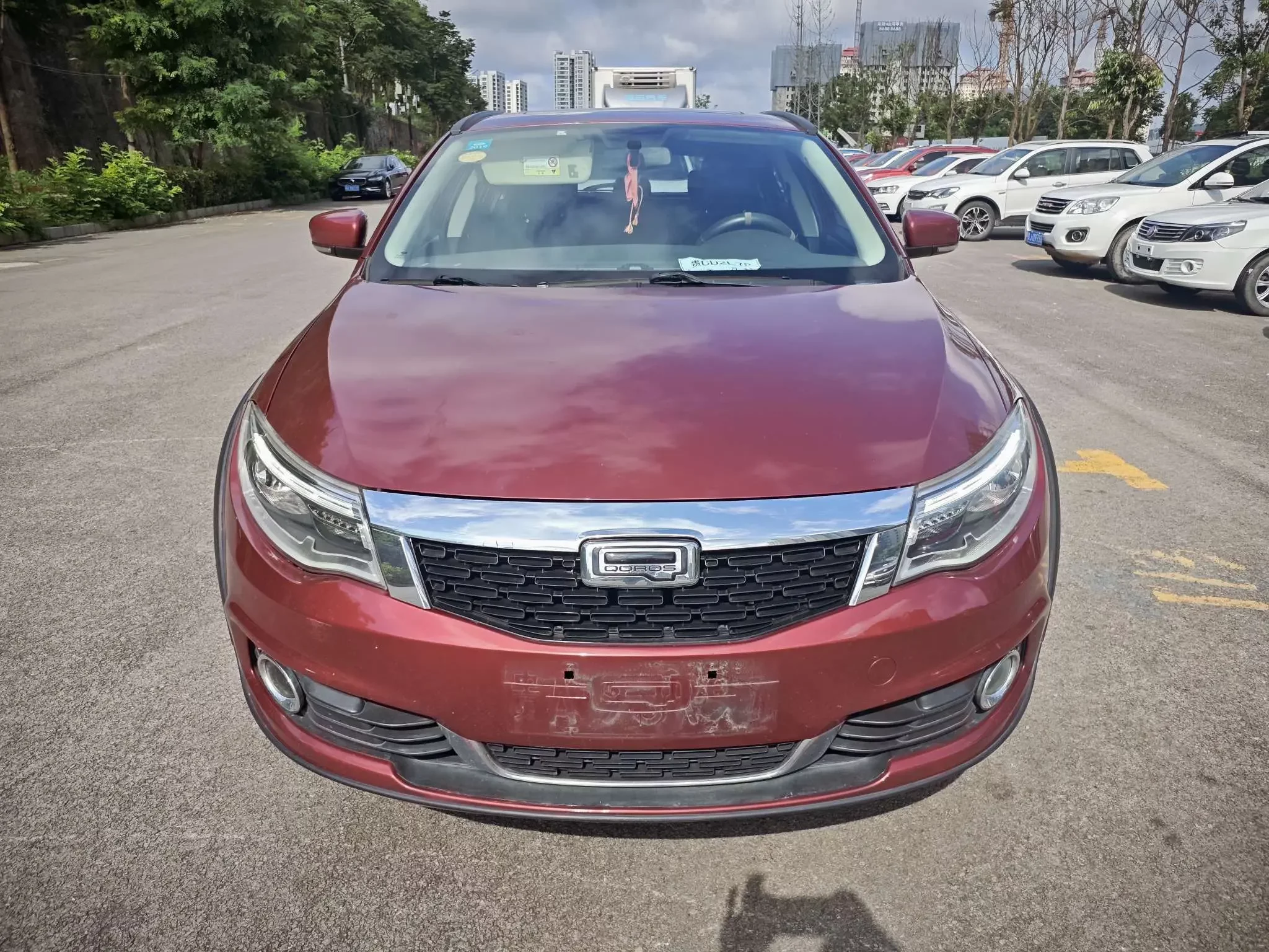 Qoros 3  из Китая