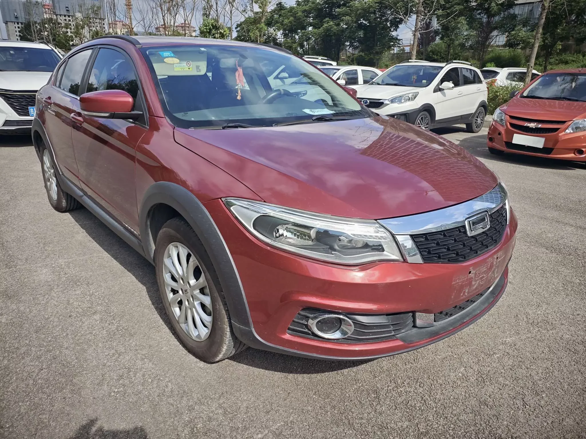Qoros 3
