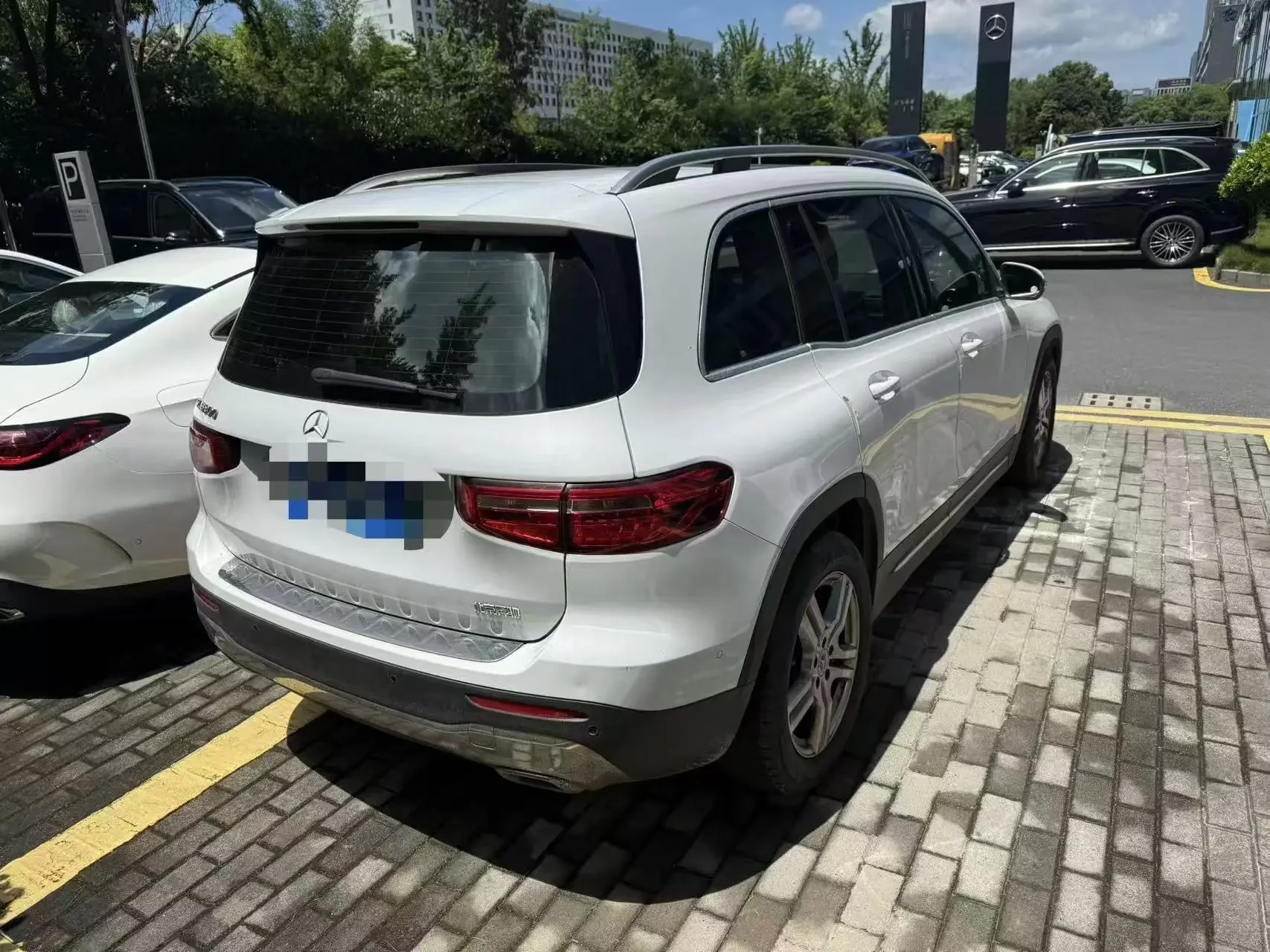 Mercedes-Benz GLB