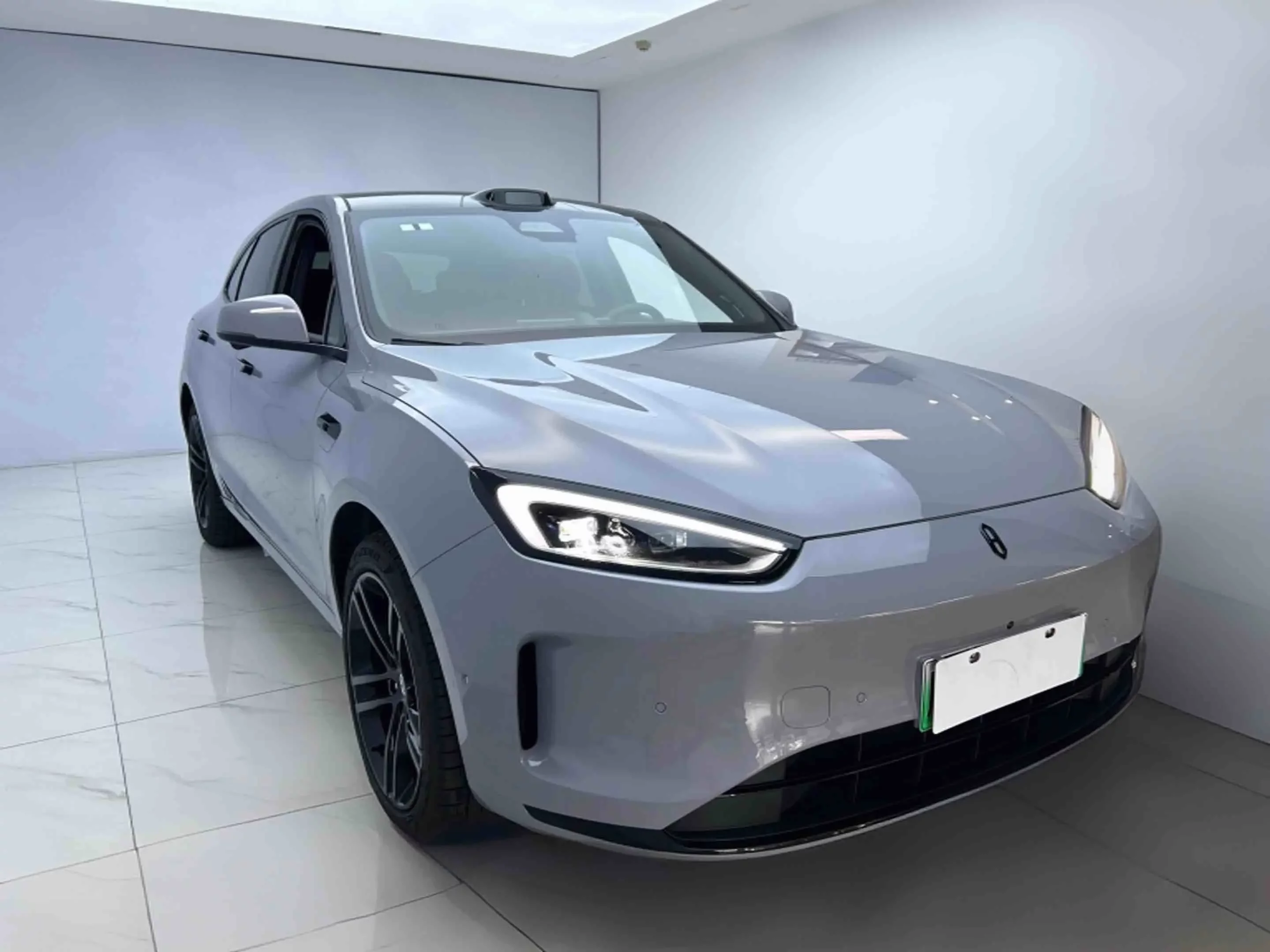 AITO M5