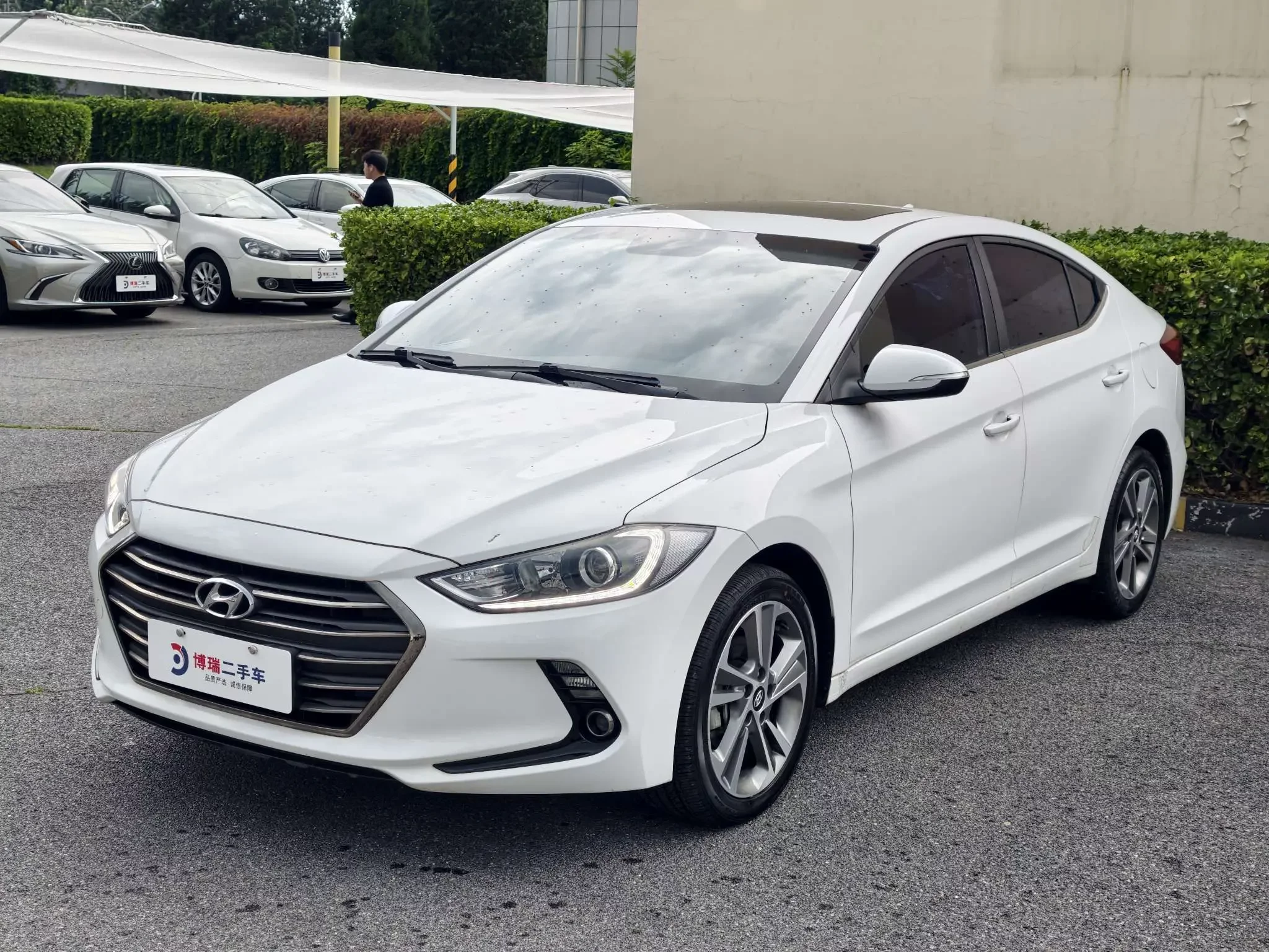 Hyundai lead