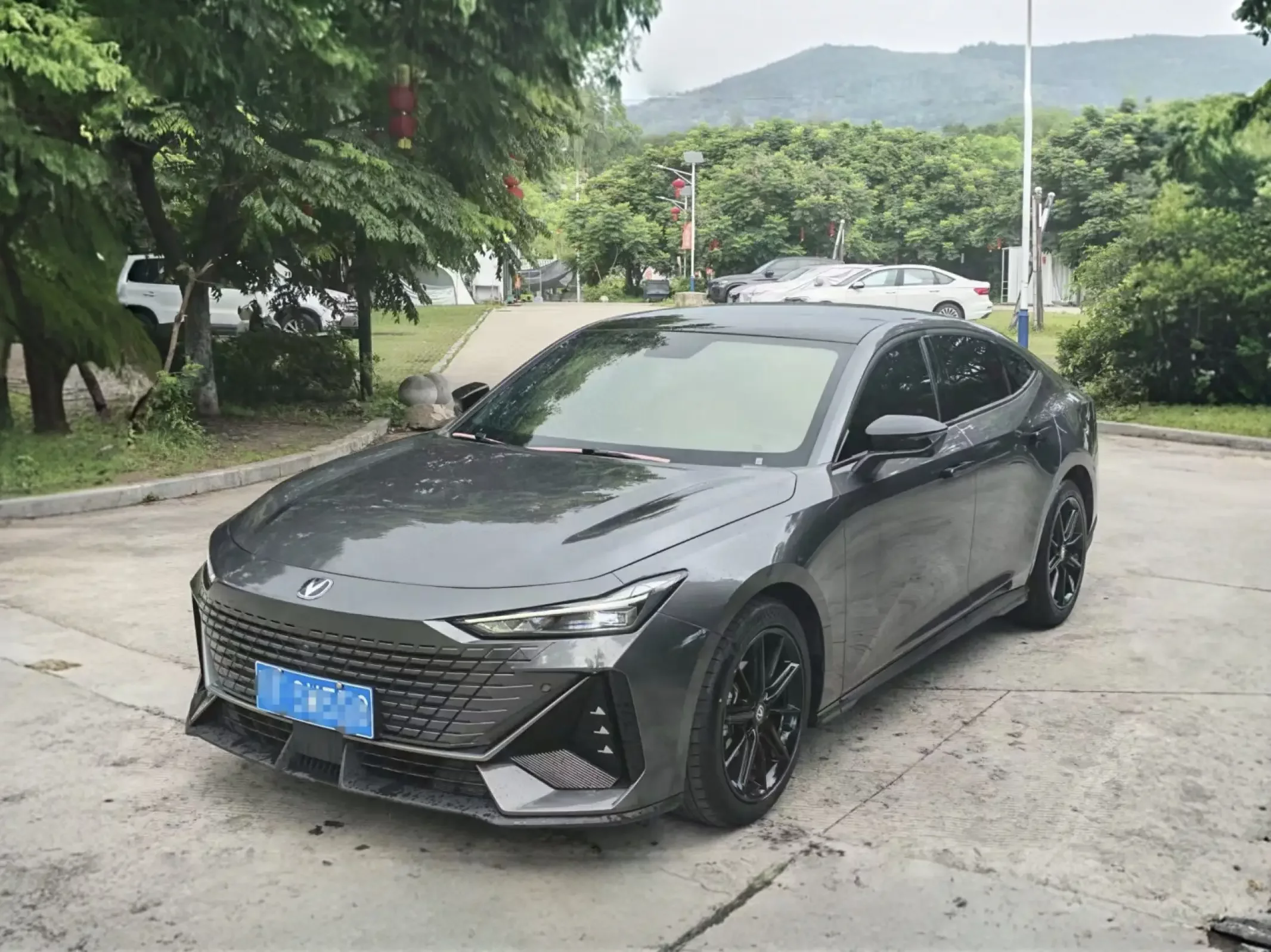 Changan UNI-V