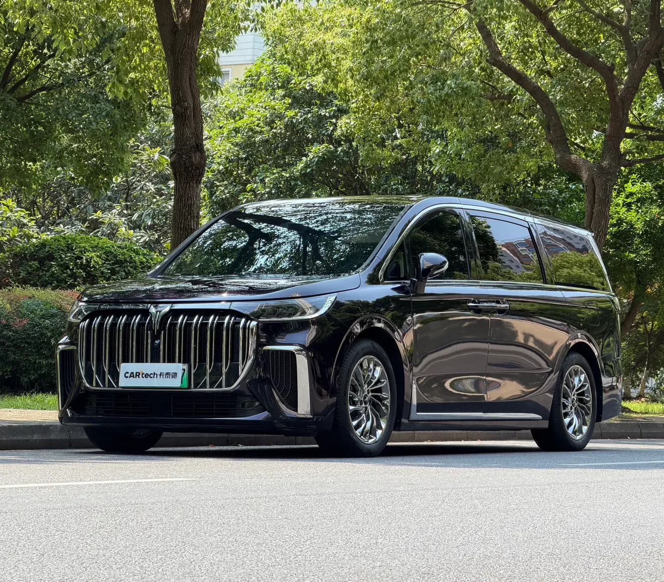 Voyah Lantu Dreamer PHEV