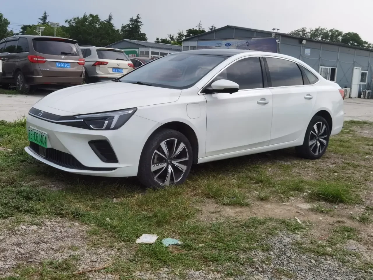 Rising Auto Feifan ER6  из Китая