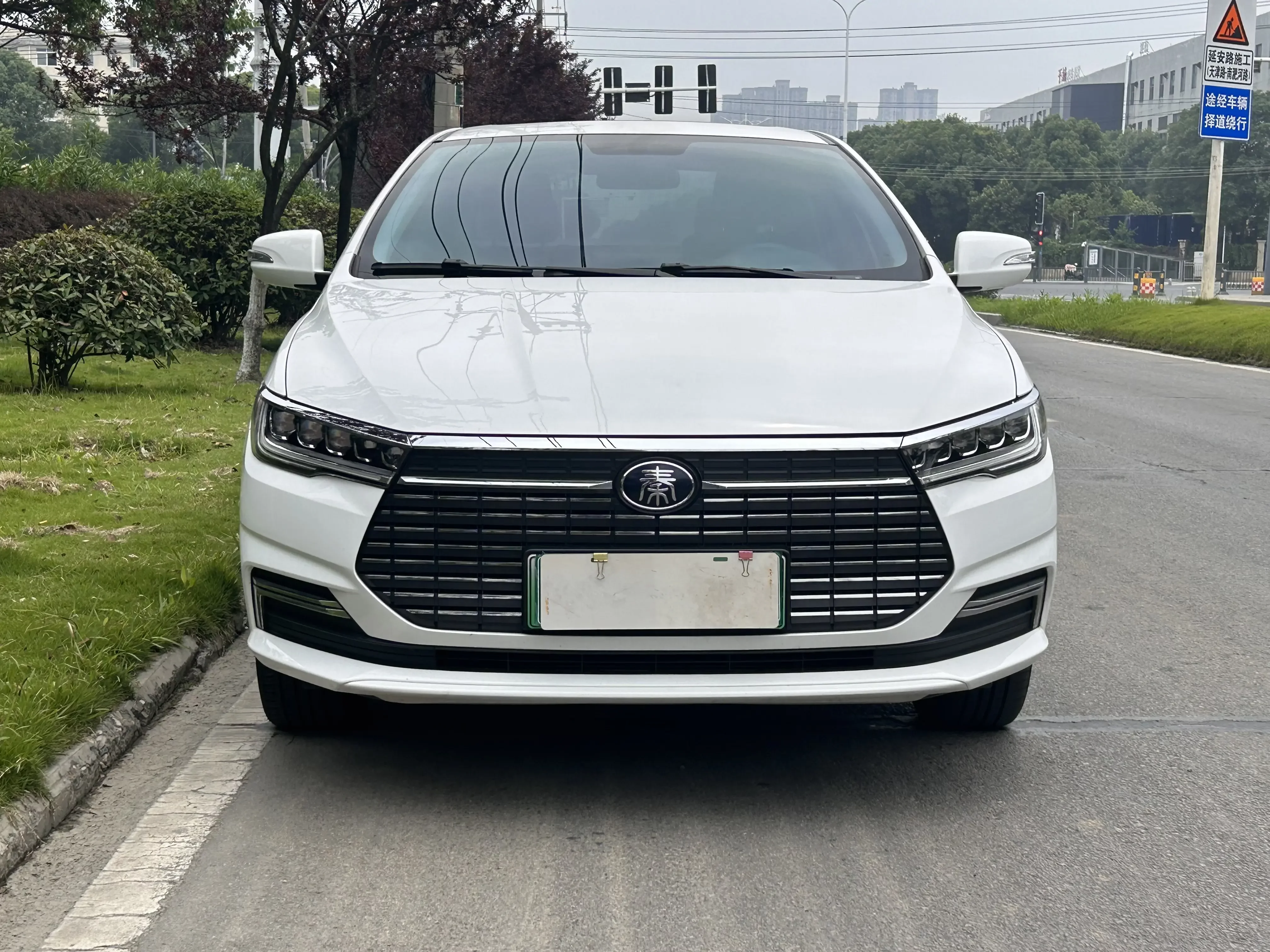 BYD QinEV
