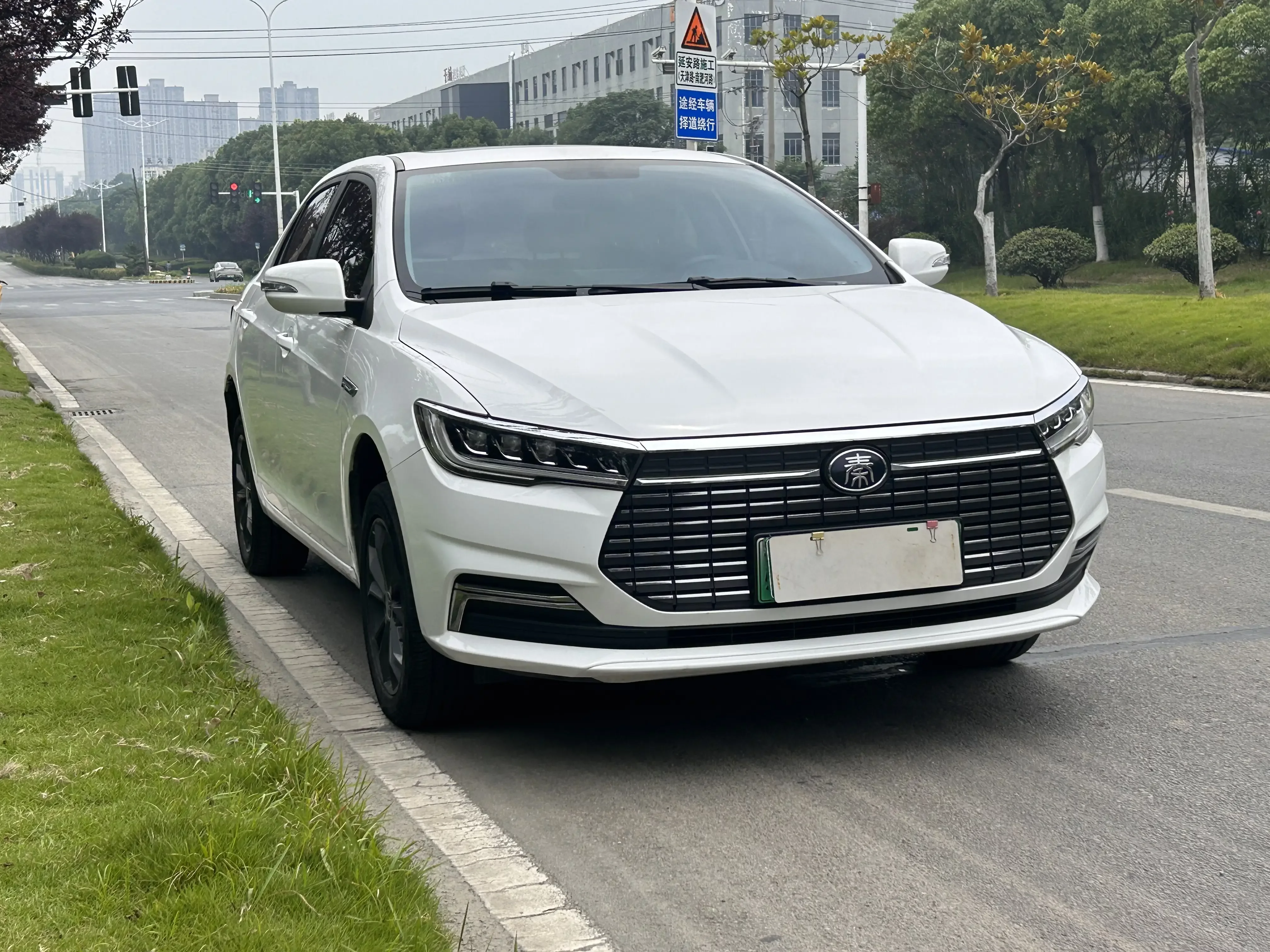 BYD QinEV