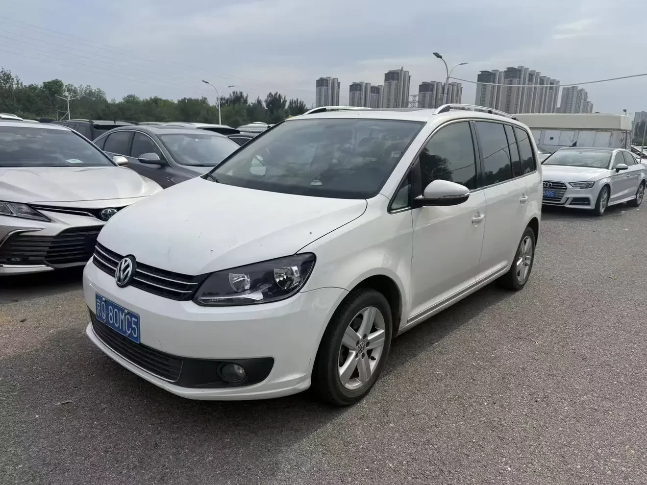 Volkswagen Touran