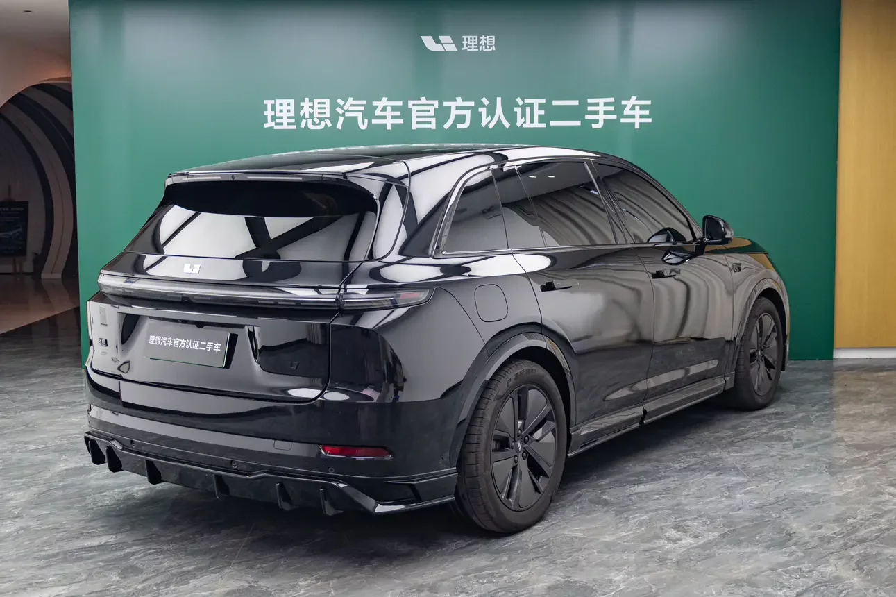 Lixiang L7