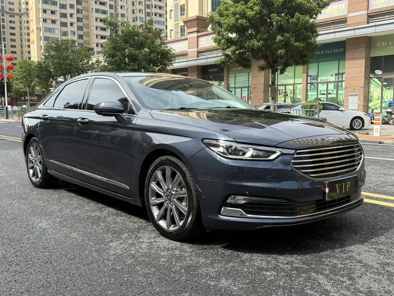 Ford Taurus