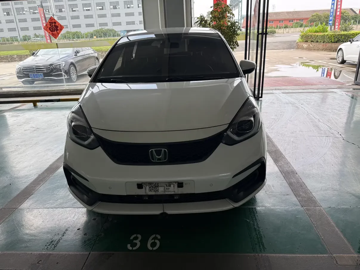 Honda Fit  из Китая